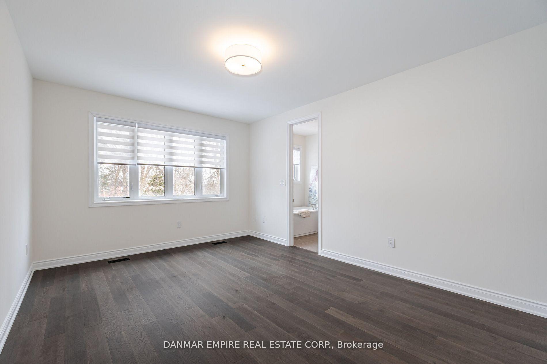 Photo 21 of 20 Great Heron Court, King, King City — HOMEH