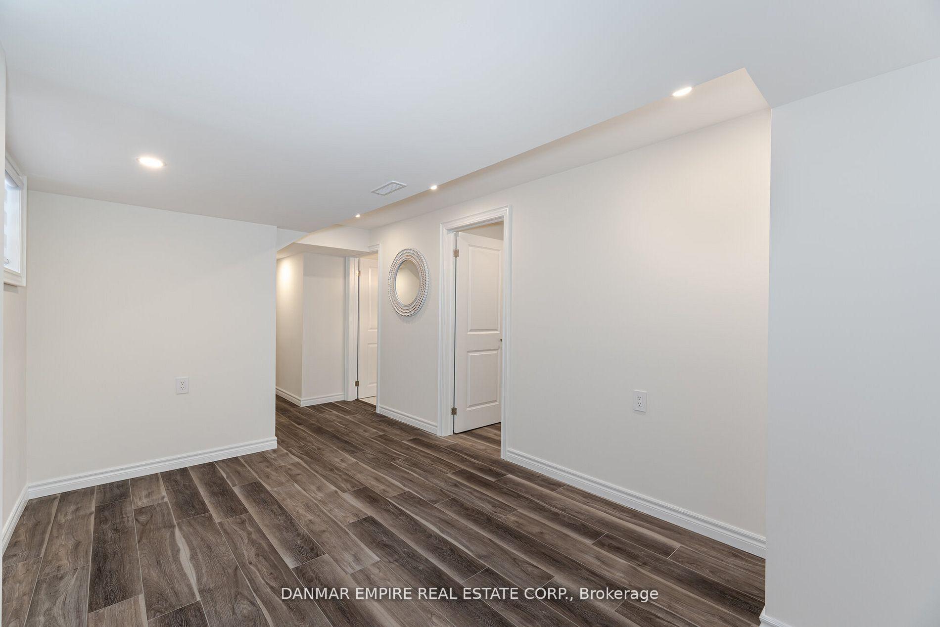 Photo 31 of 20 Great Heron Court, King, King City — HOMEH