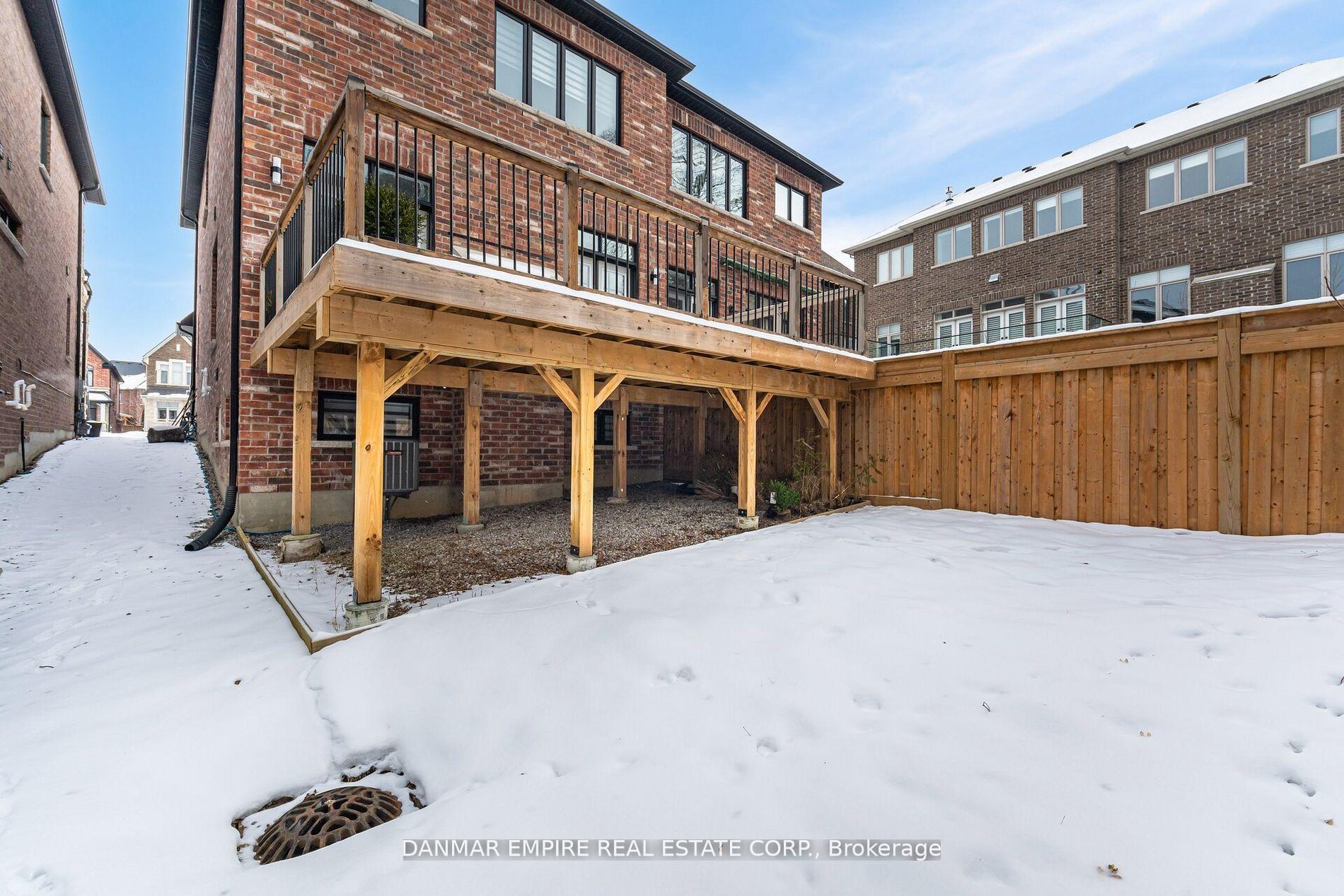 Photo 38 of 20 Great Heron Court, King, King City — HOMEH