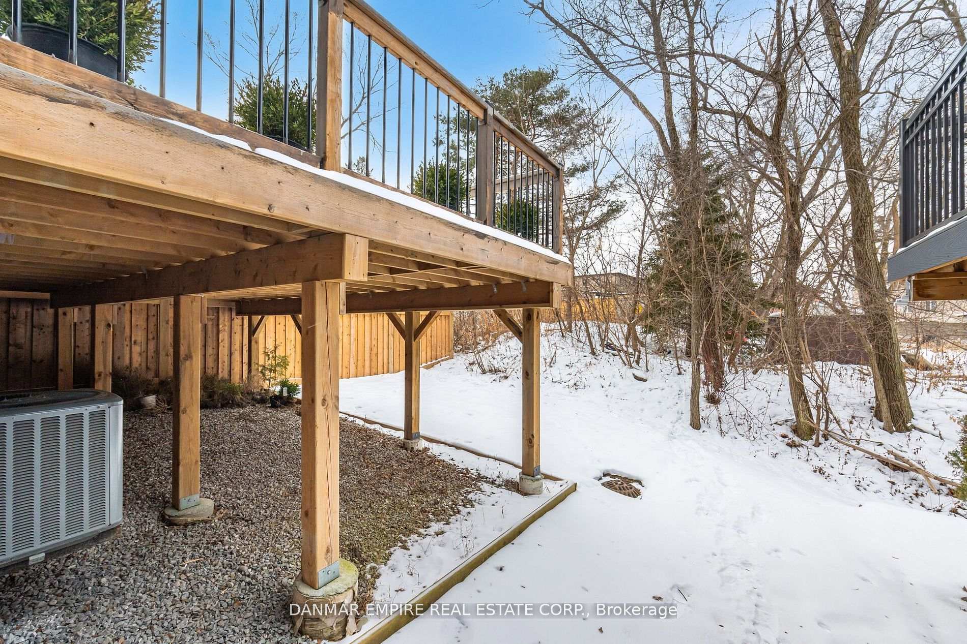 Photo 36 of 20 Great Heron Court, King, King City — HOMEH