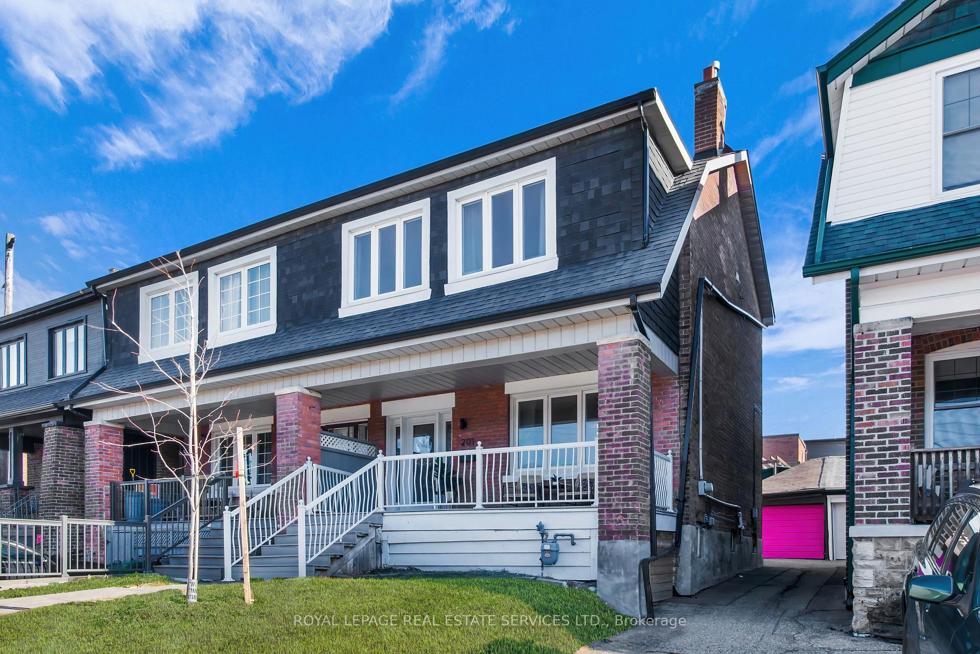 Front of 201 Glenholme Avenue