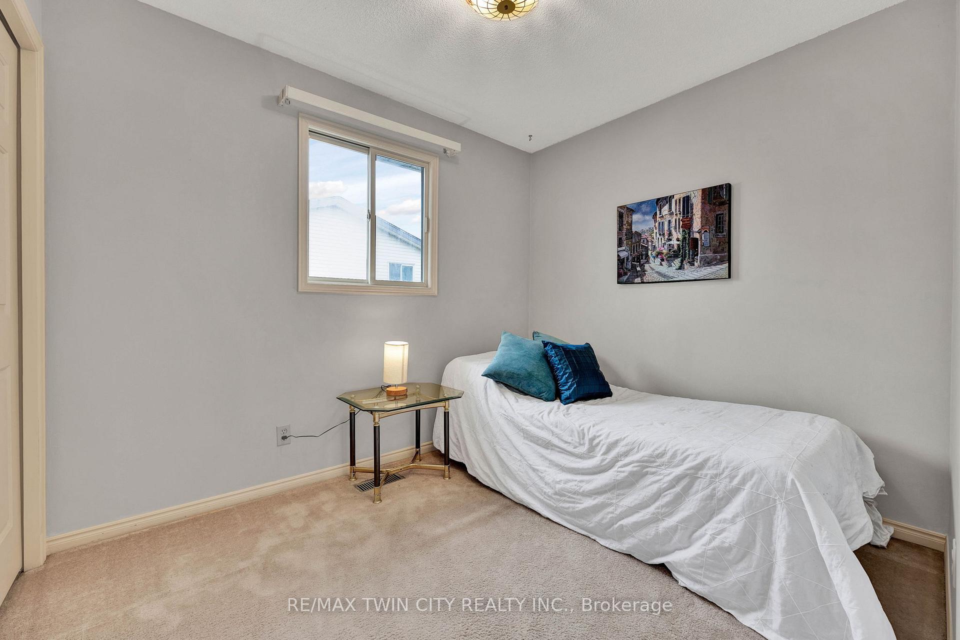 Photo 17 of 204 Nomad Court, Kitchener — HOMEH