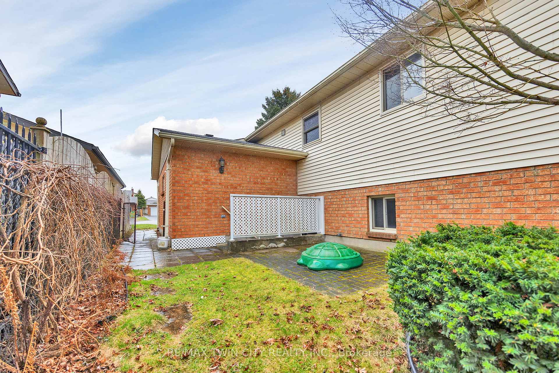 Photo 30 of 204 Nomad Court, Kitchener — HOMEH