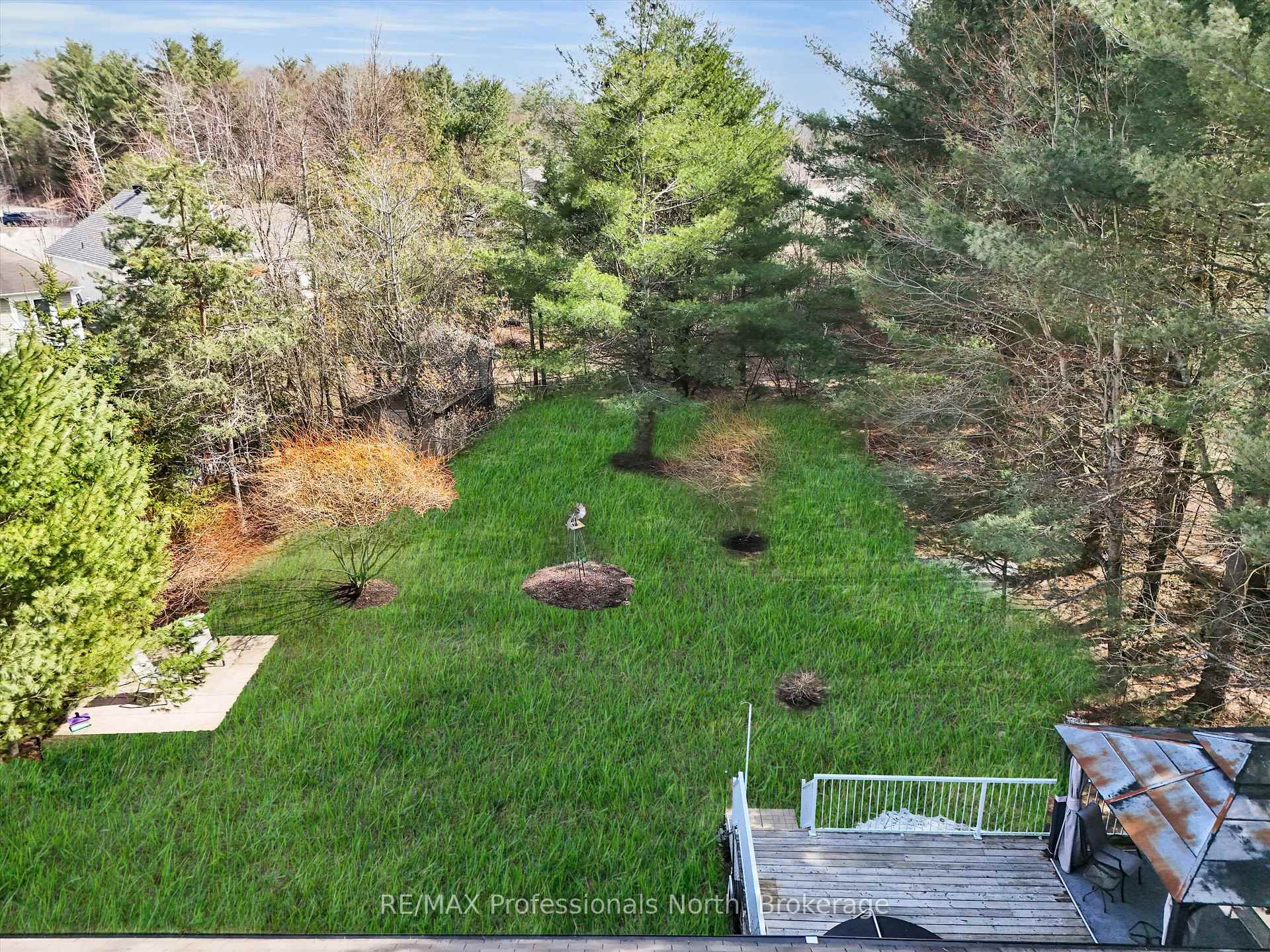 Photo 8 of 3 Clearstream Court, Bracebridge, Macaulay — HOMEH