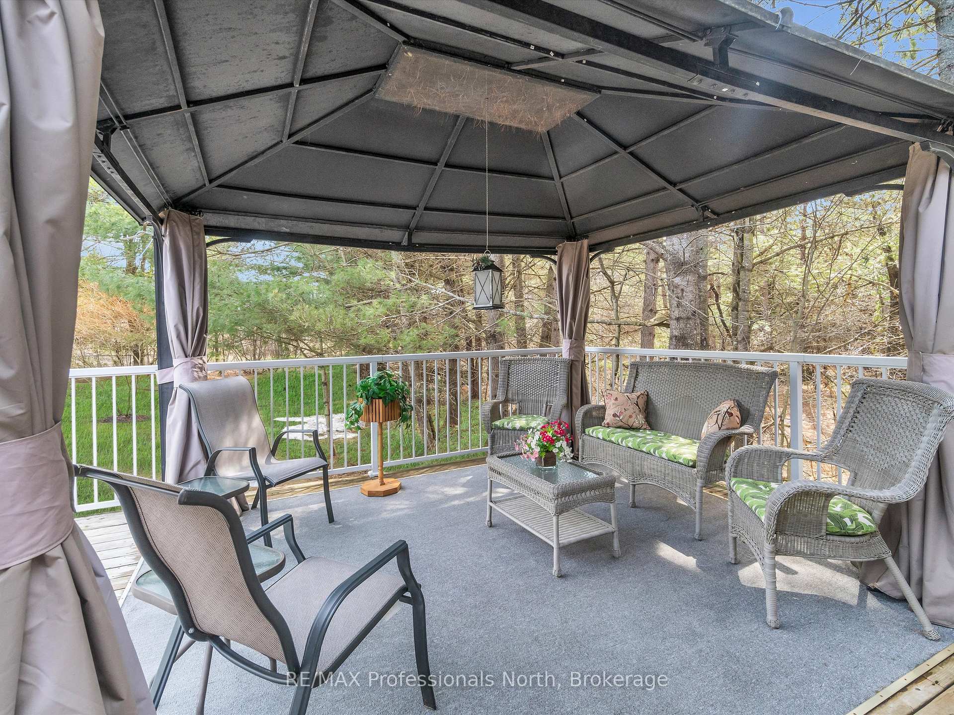 Photo 21 of 3 Clearstream Court, Bracebridge, Macaulay — HOMEH