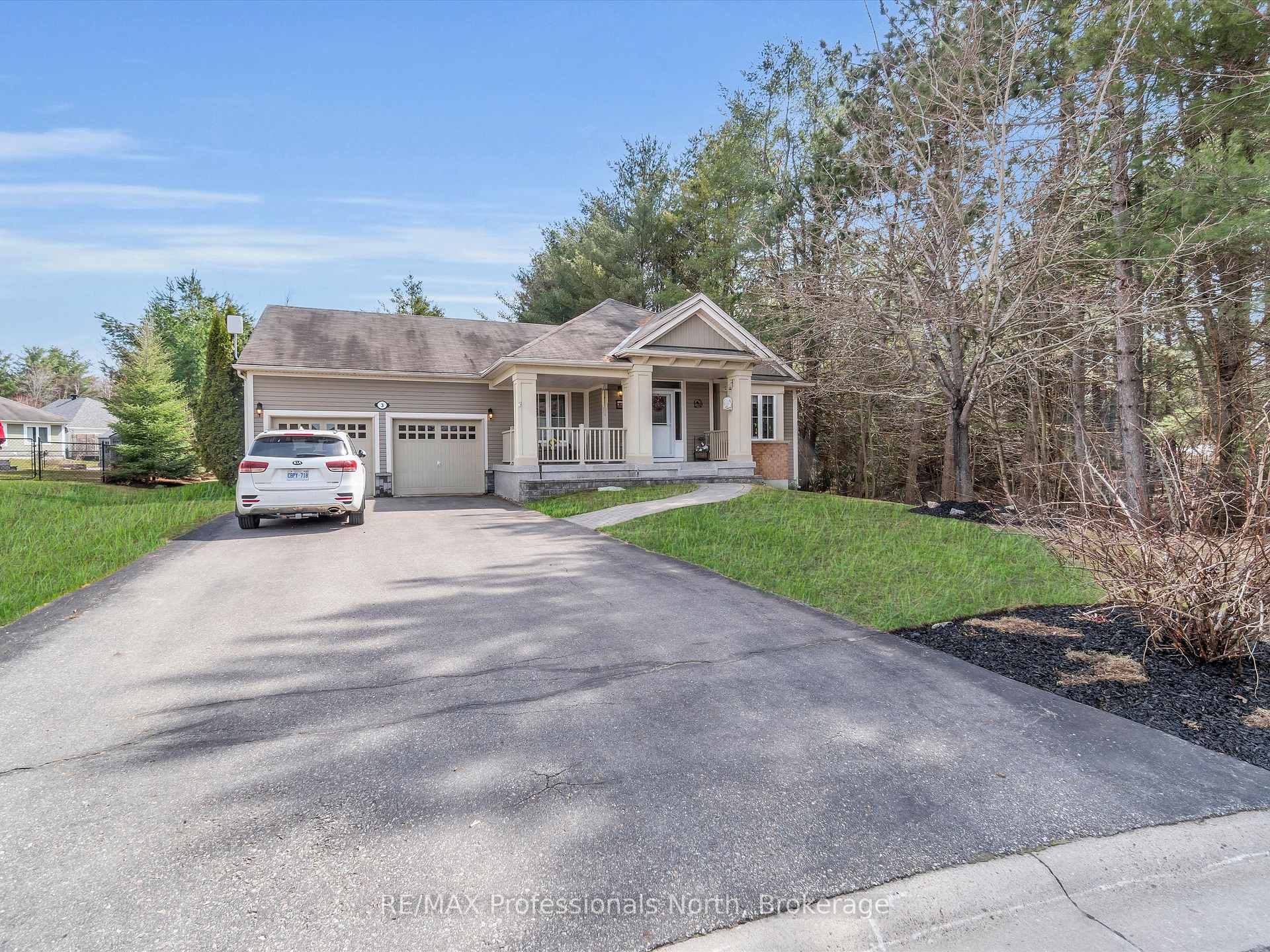 Photo 45 of 3 Clearstream Court, Bracebridge, Macaulay — HOMEH