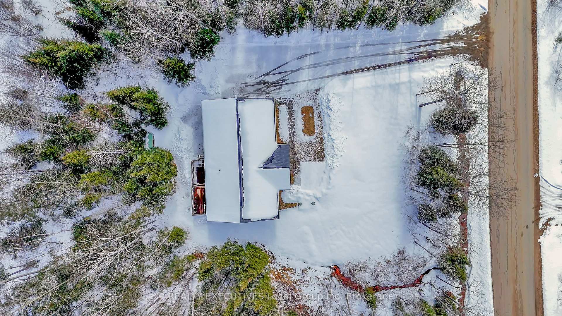 Photo 3 of 50 Park Drive, East Ferris, Corbeil — HOMEH