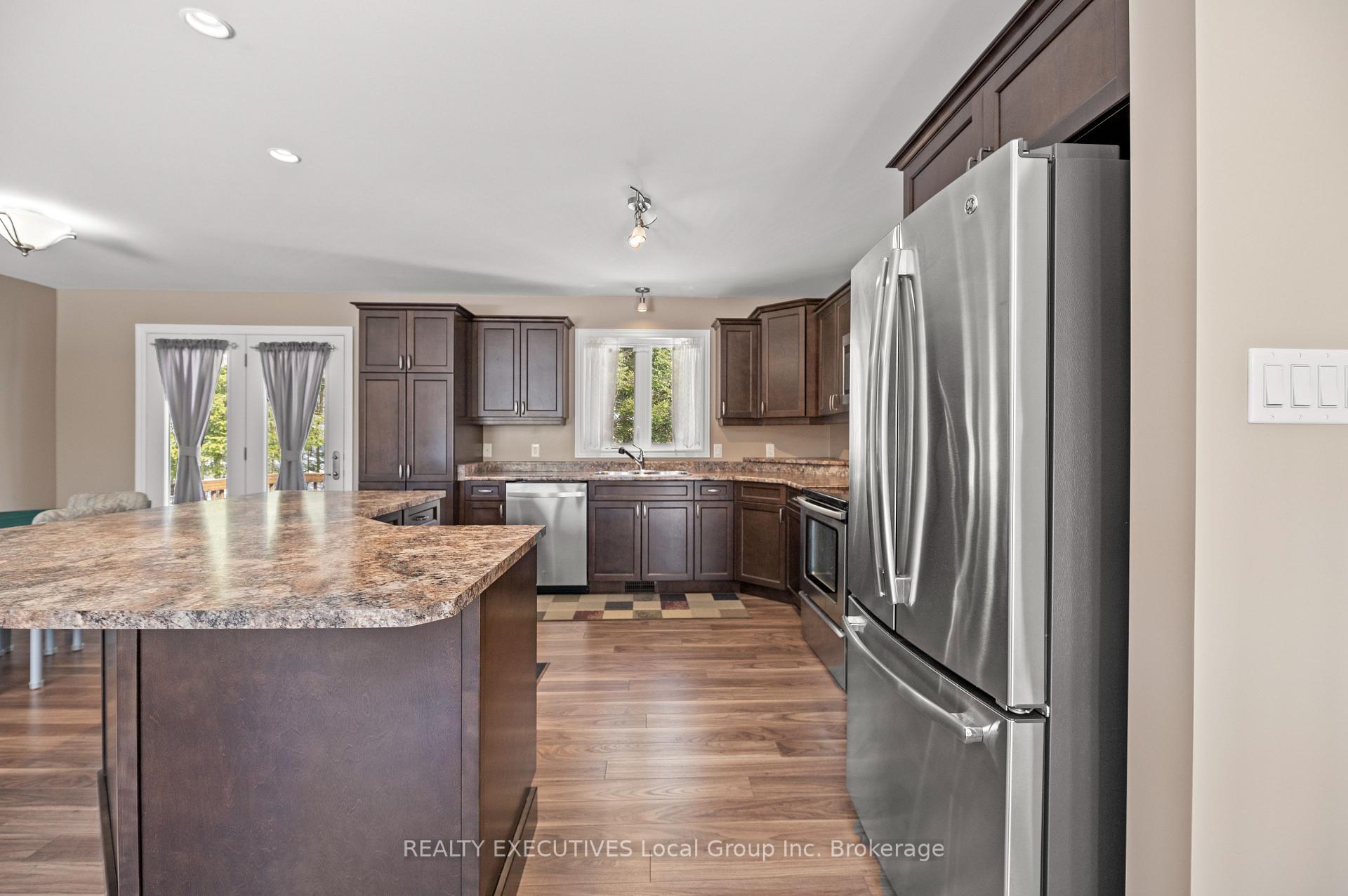 Photo 5 of 50 Park Drive, East Ferris, Corbeil — HOMEH