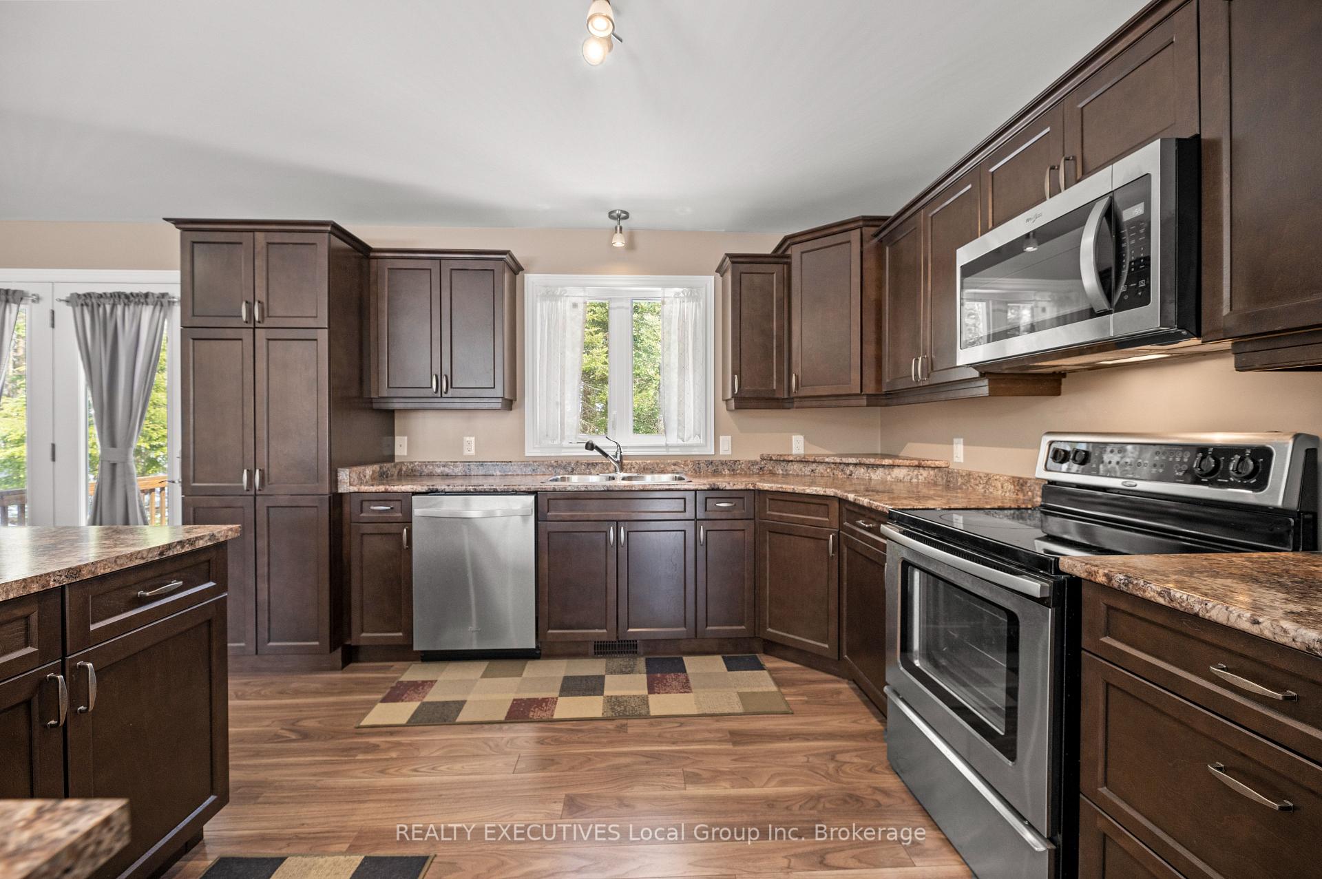 Photo 24 of 50 Park Drive, East Ferris, Corbeil — HOMEH