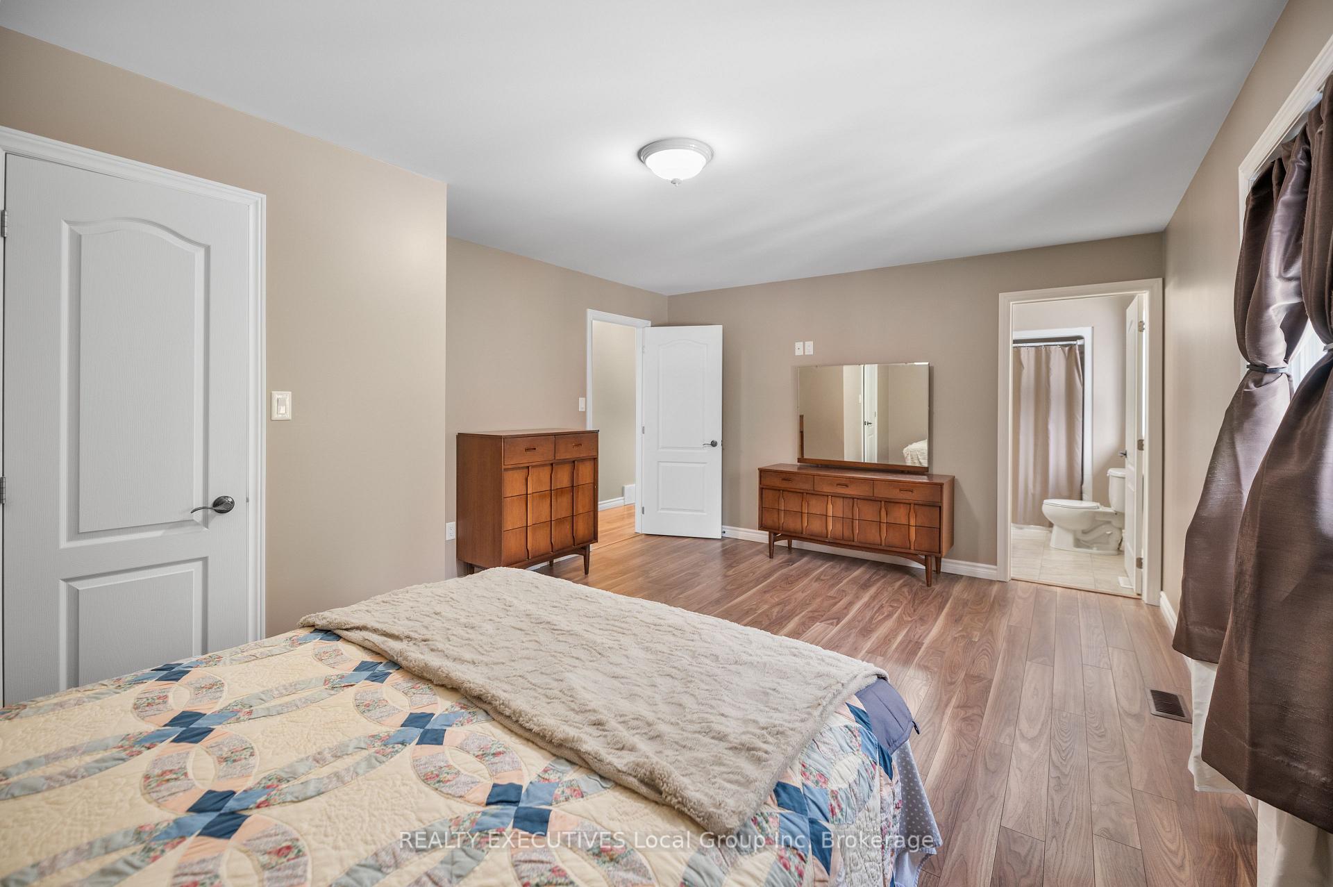 Photo 29 of 50 Park Drive, East Ferris, Corbeil — HOMEH