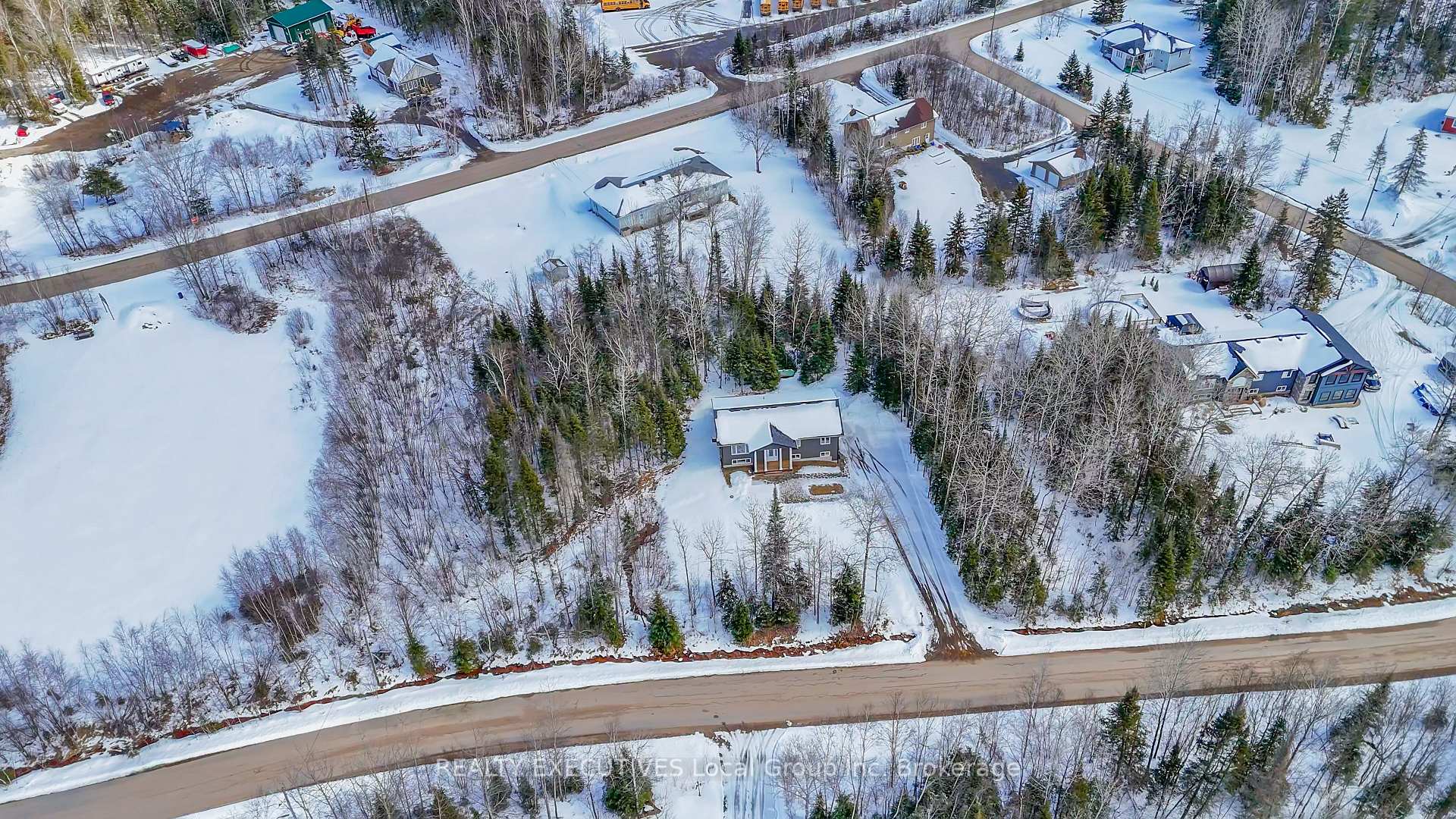 Photo 41 of 50 Park Drive, East Ferris, Corbeil — HOMEH