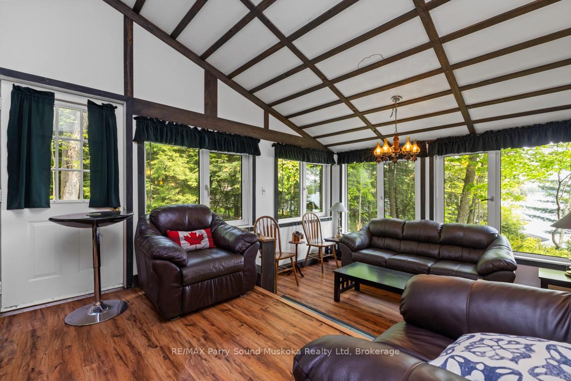 Photo 39 of 49 Bayshore Drive, Seguin — HOMEH