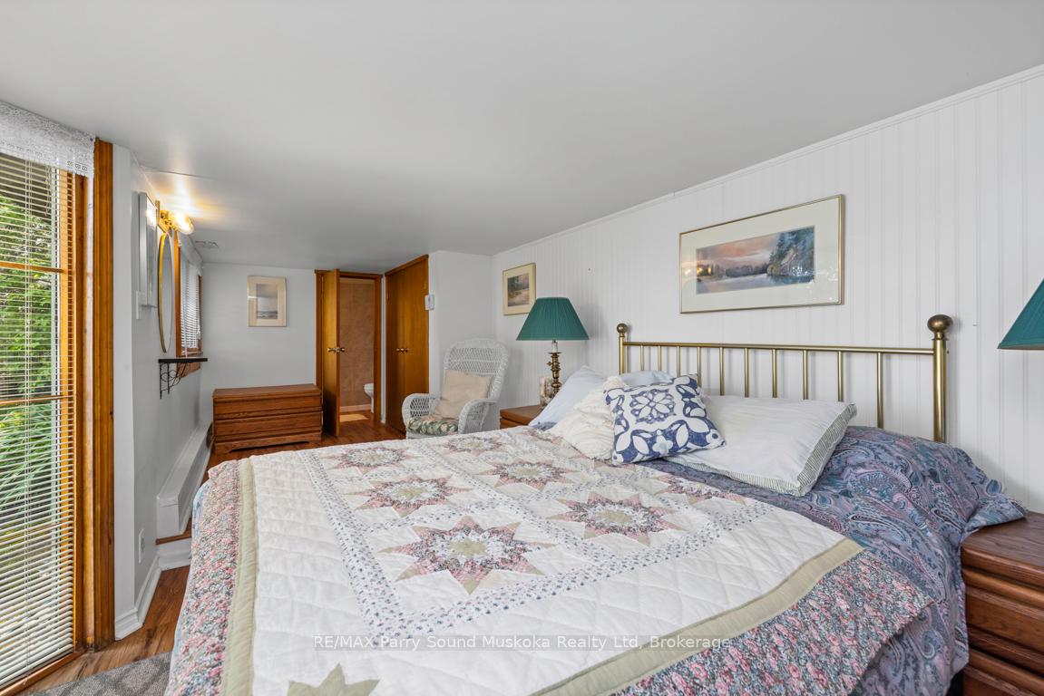 Photo 43 of 49 Bayshore Drive, Seguin — HOMEH