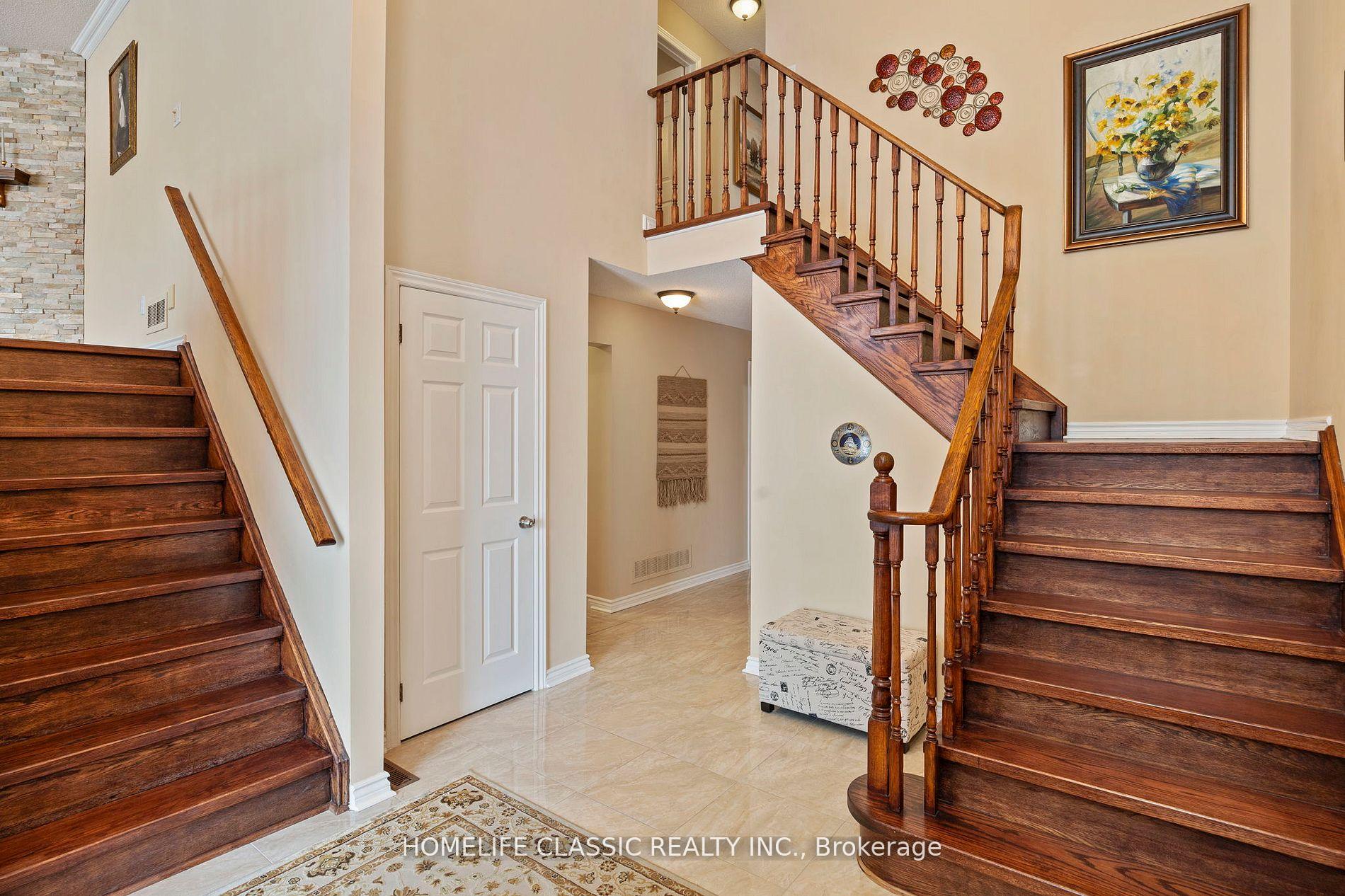 Photo 6 of 81 Pinewood Drive, Vaughan, Crestwood-Springfarm-Yorkhill — HOMEH