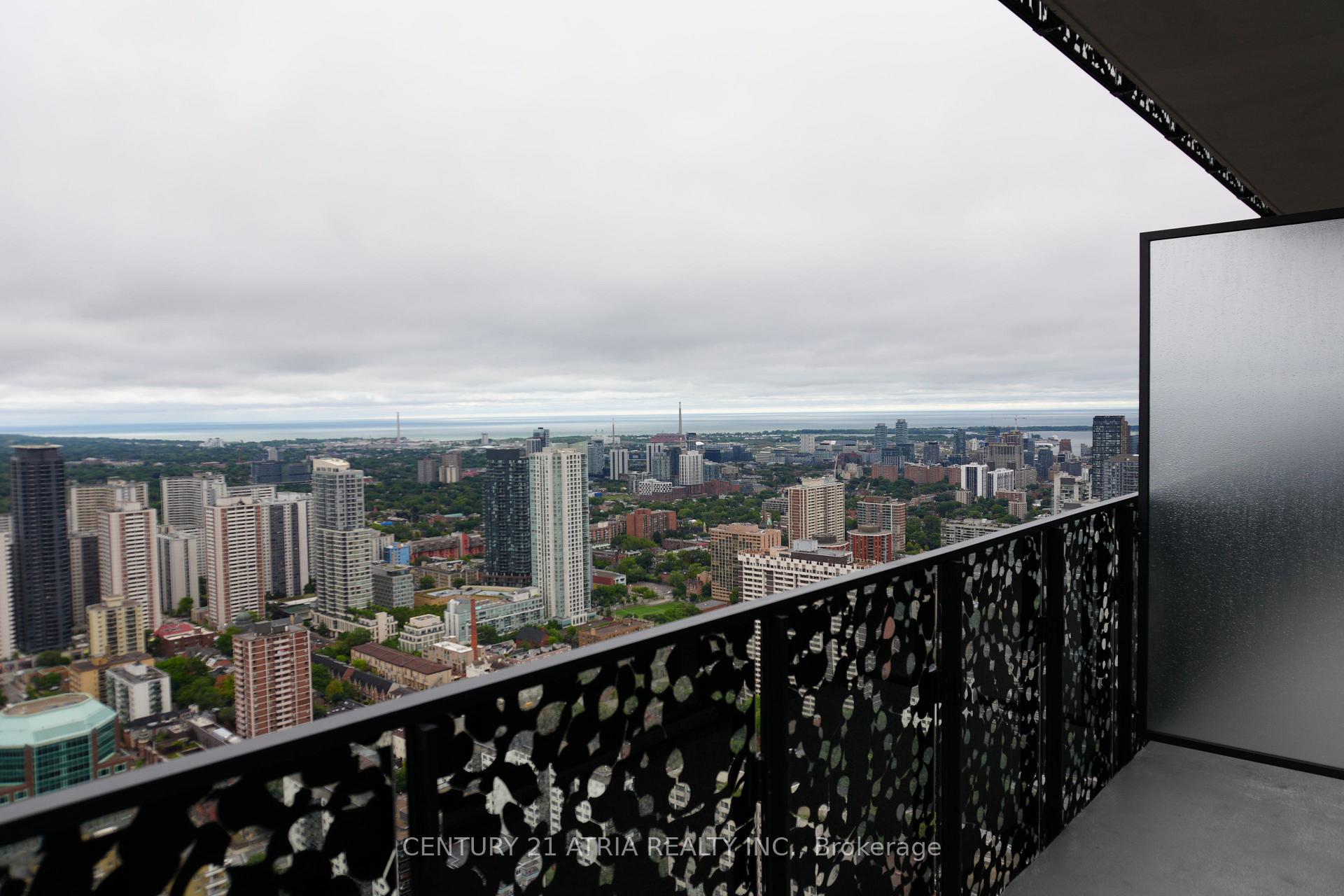 Photo 13 of Unit 4811, 55 Charles Street, Toronto, Church-Yonge Corridor — HOMEH