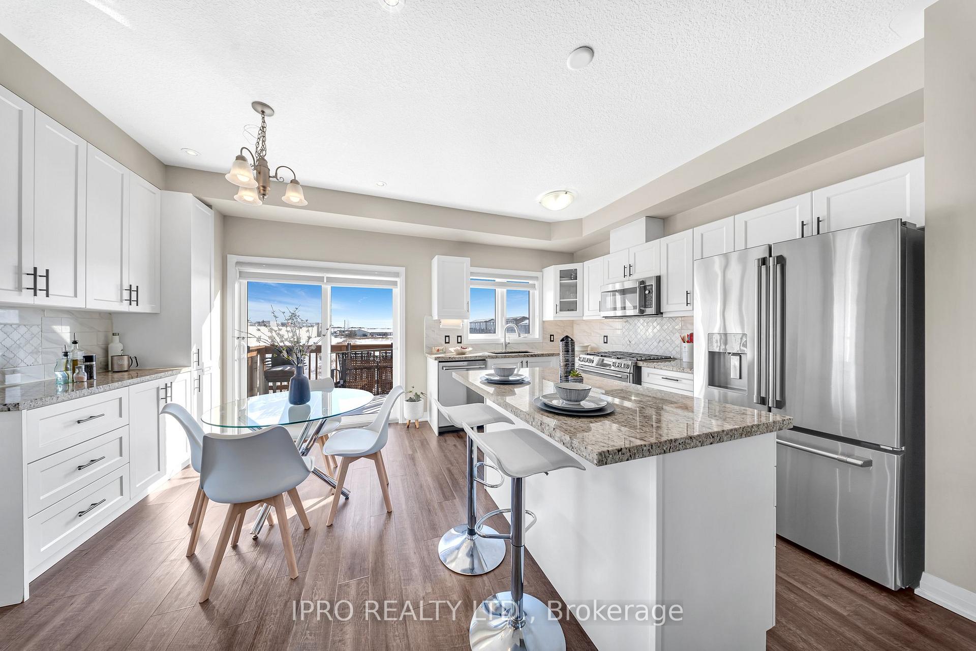 Photo 16 of 38 Canary Grass Boulevard, Hamilton, Rural Glanbrook — HOMEH