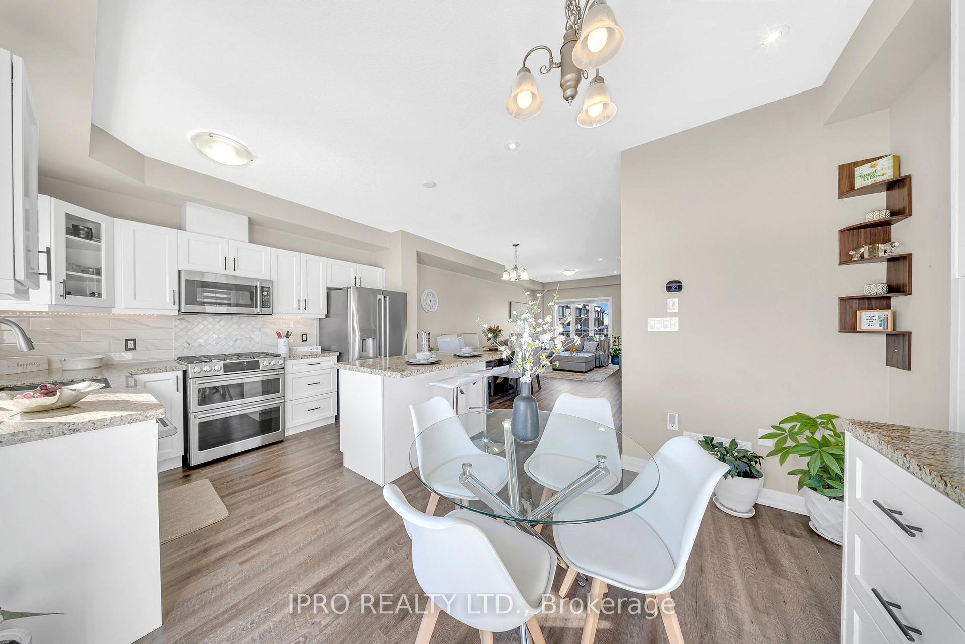 Photo 17 of 38 Canary Grass Boulevard, Hamilton, Rural Glanbrook — HOMEH