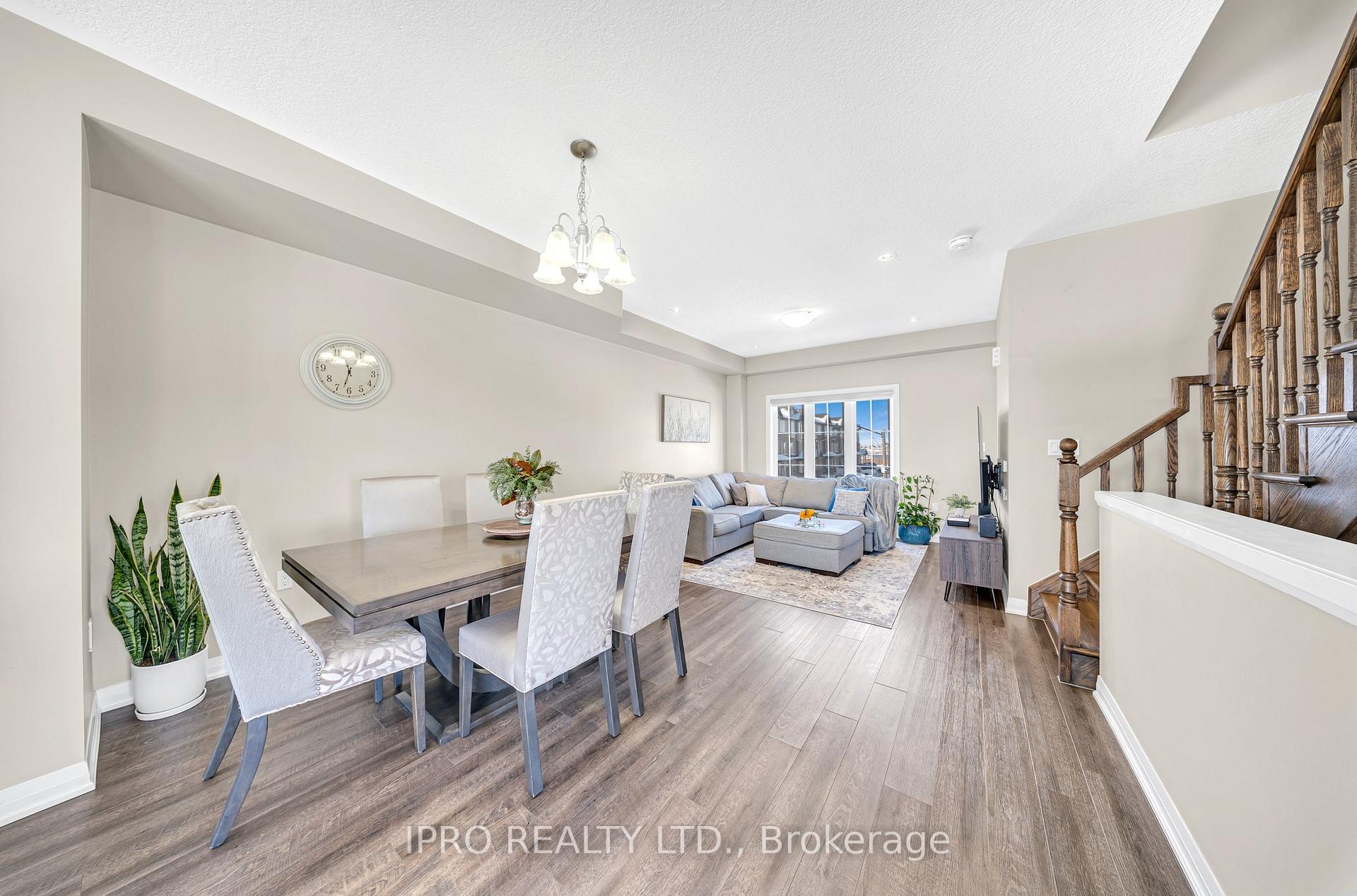 Photo 12 of 38 Canary Grass Boulevard, Hamilton, Rural Glanbrook — HOMEH