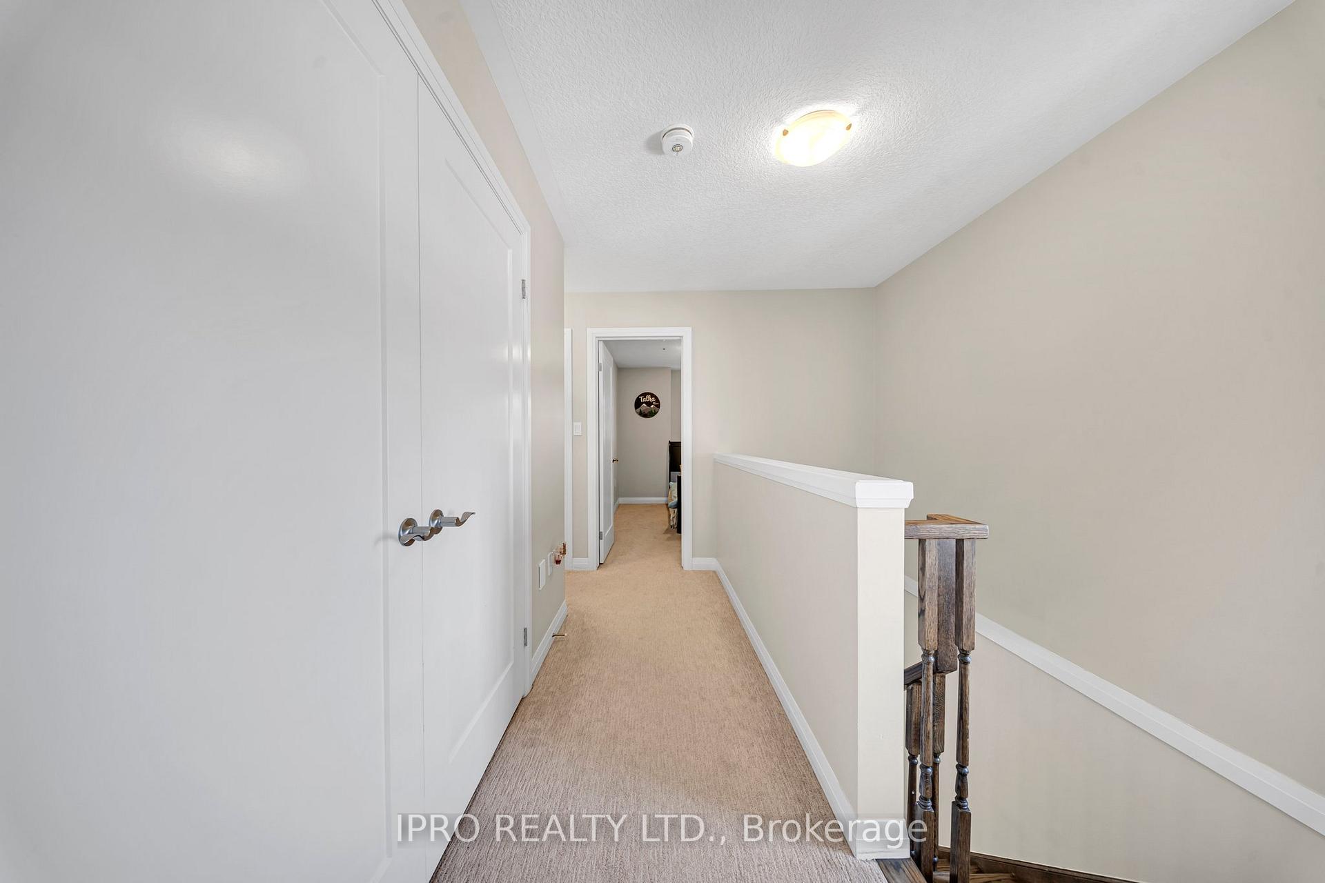 Photo 22 of 38 Canary Grass Boulevard, Hamilton, Rural Glanbrook — HOMEH