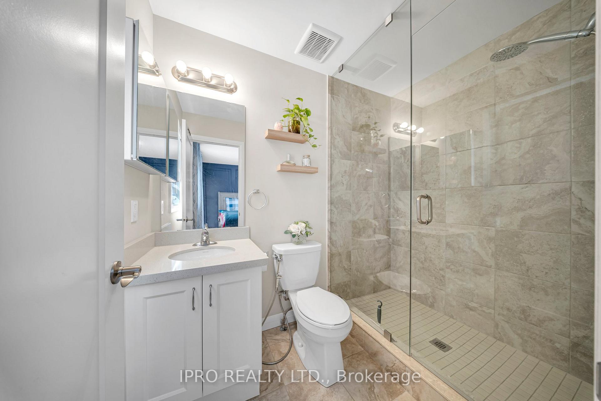 Photo 27 of 38 Canary Grass Boulevard, Hamilton, Rural Glanbrook — HOMEH