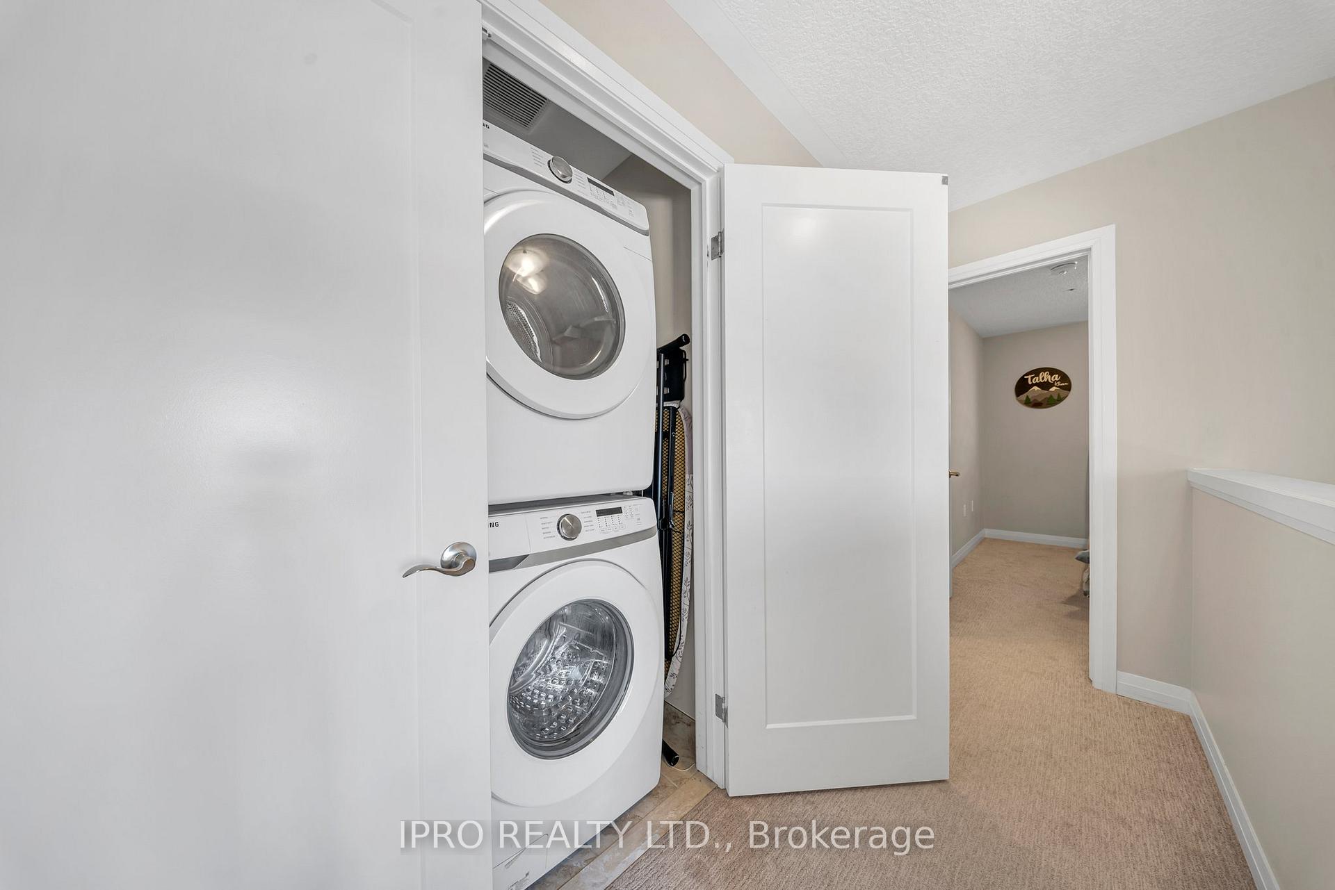 Photo 26 of 38 Canary Grass Boulevard, Hamilton, Rural Glanbrook — HOMEH