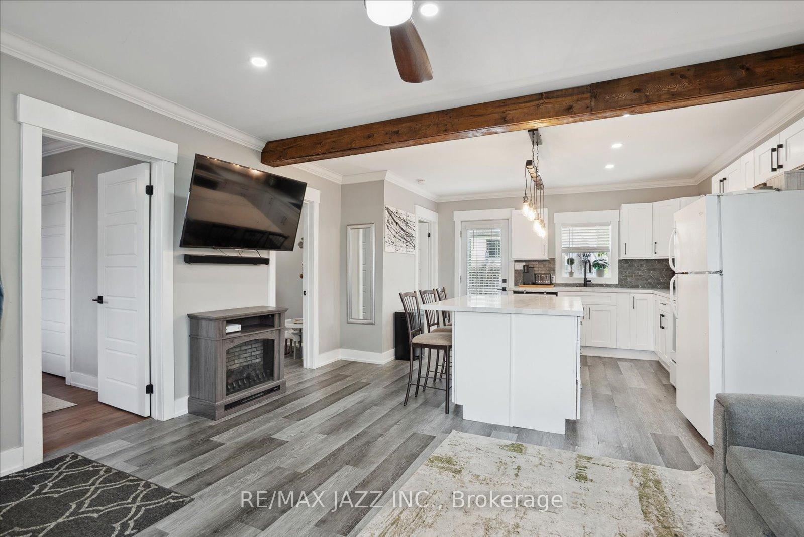 Photo 7 of 390 Front Street, Quinte West, Trenton Ward — HOMEH