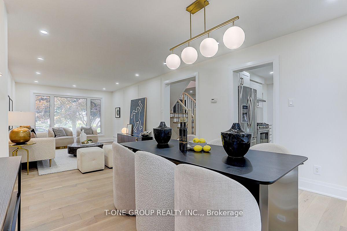 Photo 15 of 86 Liebeck Crescent, Markham, Unionville — HOMEH
