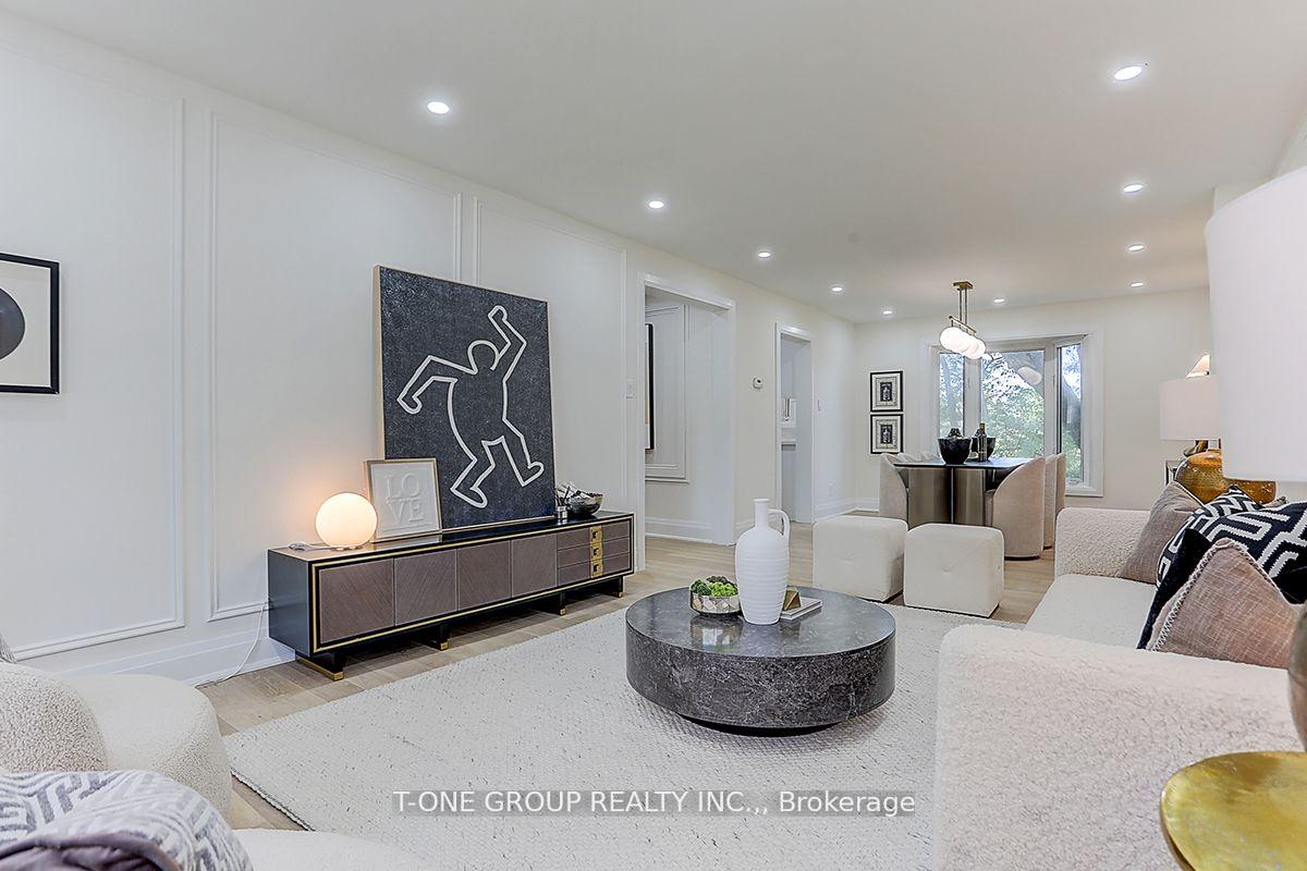 Photo 10 of 86 Liebeck Crescent, Markham, Unionville — HOMEH