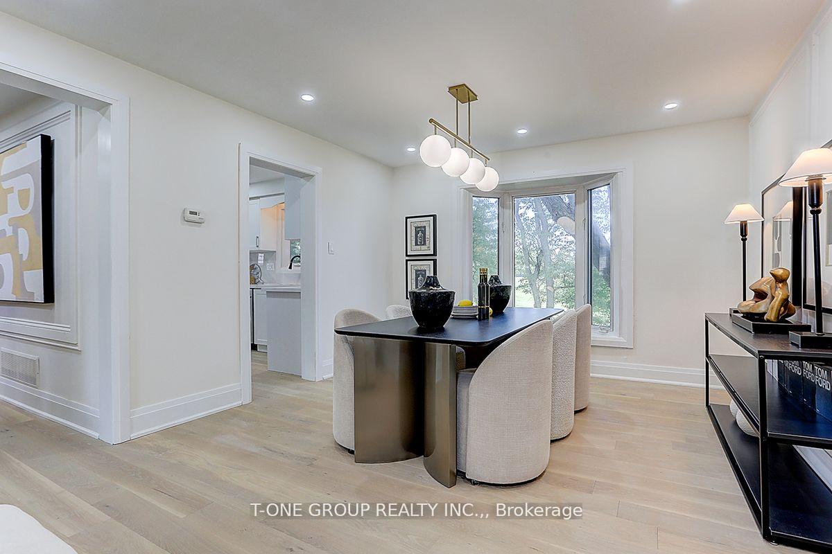 Photo 16 of 86 Liebeck Crescent, Markham, Unionville — HOMEH