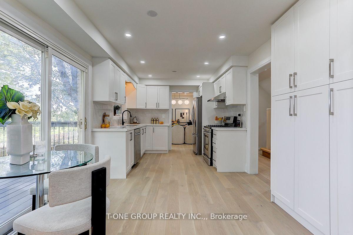 Photo 17 of 86 Liebeck Crescent, Markham, Unionville — HOMEH