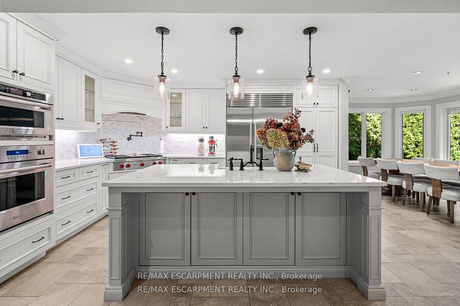 Photo 7 of 185 Central Drive, Hamilton, Ancaster — HOMEH