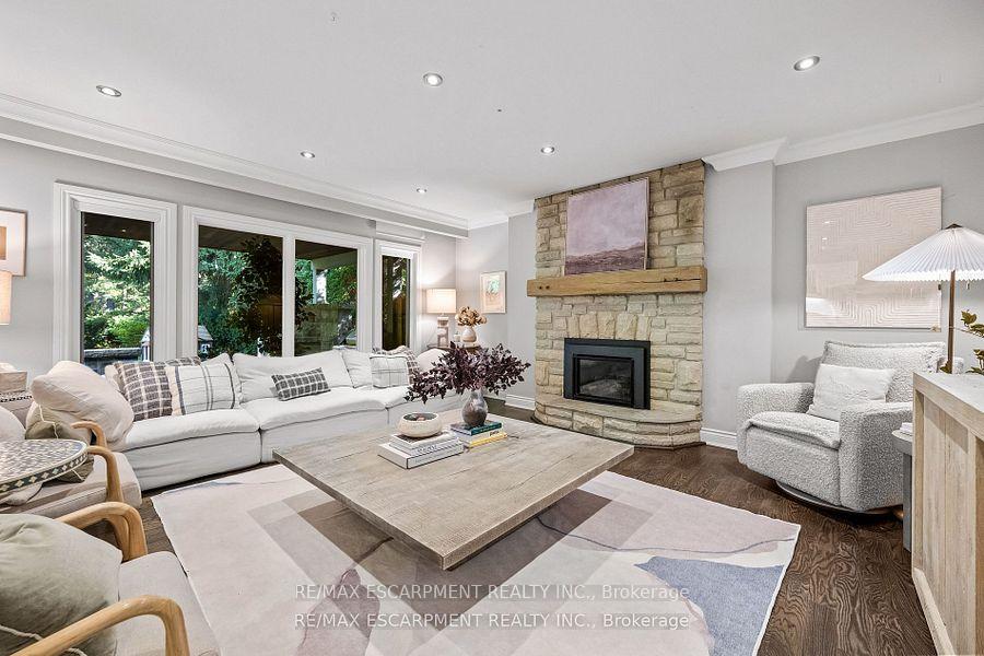 Photo 18 of 185 Central Drive, Hamilton, Ancaster — HOMEH