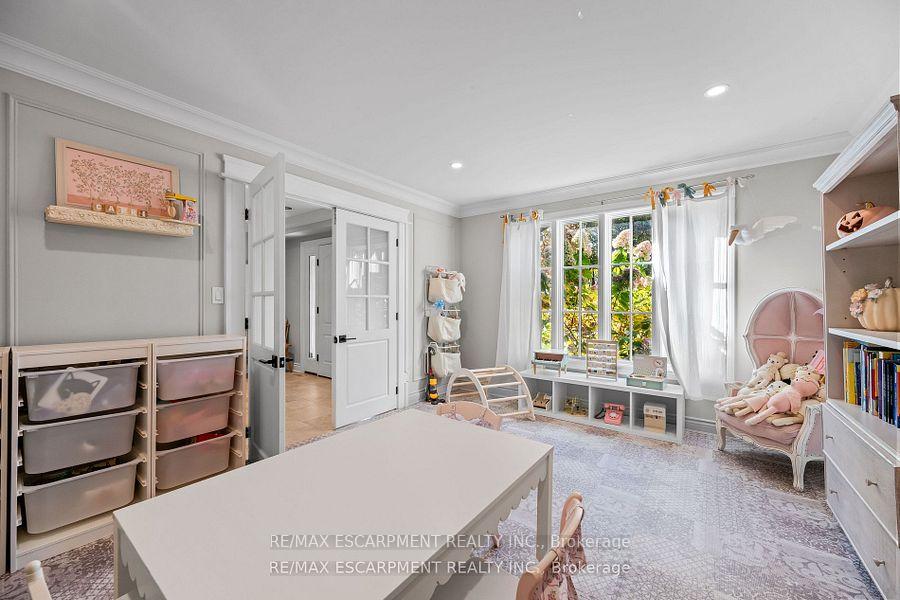 Photo 16 of 185 Central Drive, Hamilton, Ancaster — HOMEH