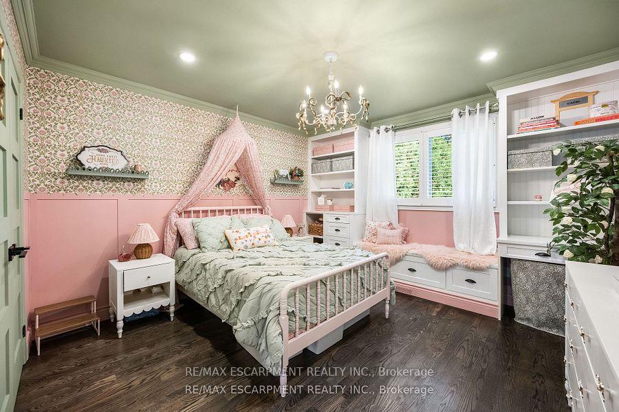 Photo 24 of 185 Central Drive, Hamilton, Ancaster — HOMEH