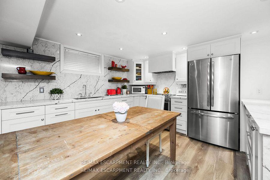 Photo 26 of 185 Central Drive, Hamilton, Ancaster — HOMEH
