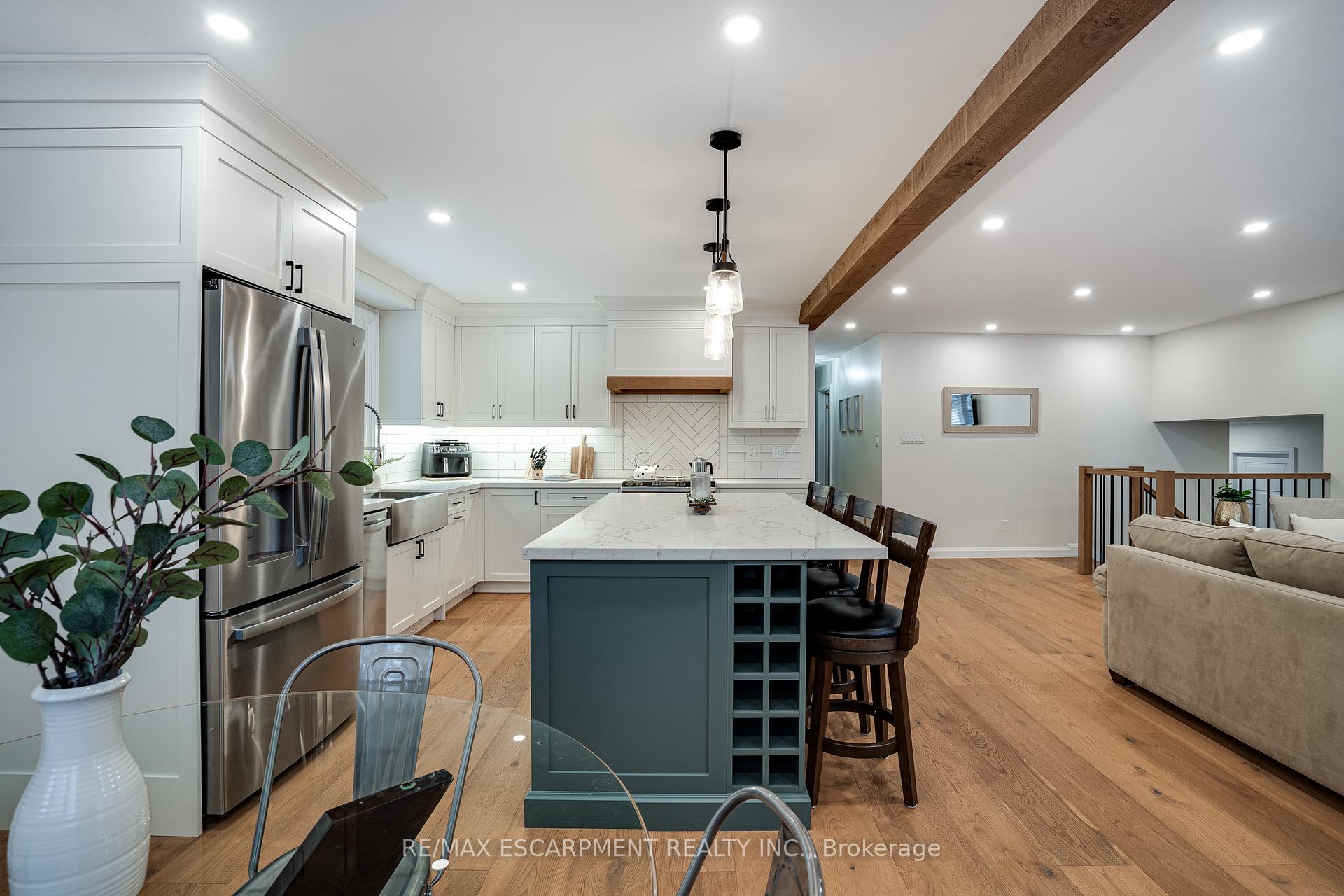 Photo 14 of 81 Clifton Downs Road, Hamilton, Gilbert — HOMEH