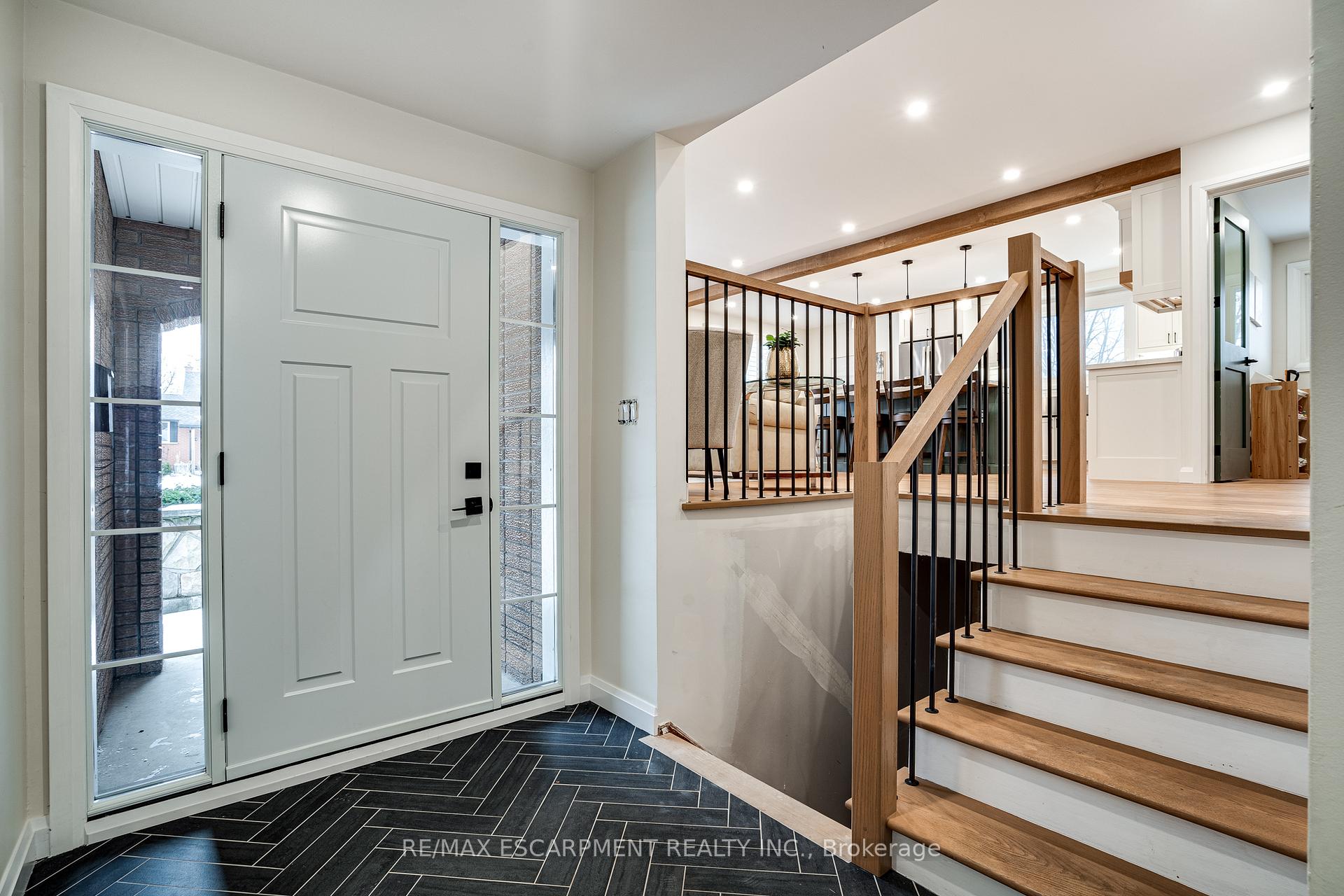 Photo 35 of 81 Clifton Downs Road, Hamilton, Gilbert — HOMEH