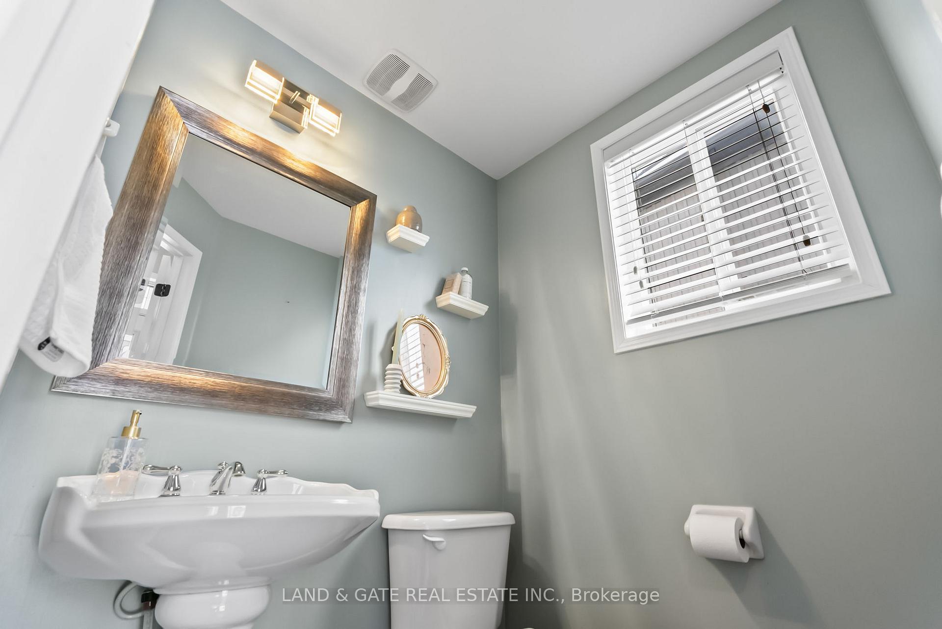 Photo 33 of 195 Honeyman Drive, Clarington, Bowmanville — HOMEH