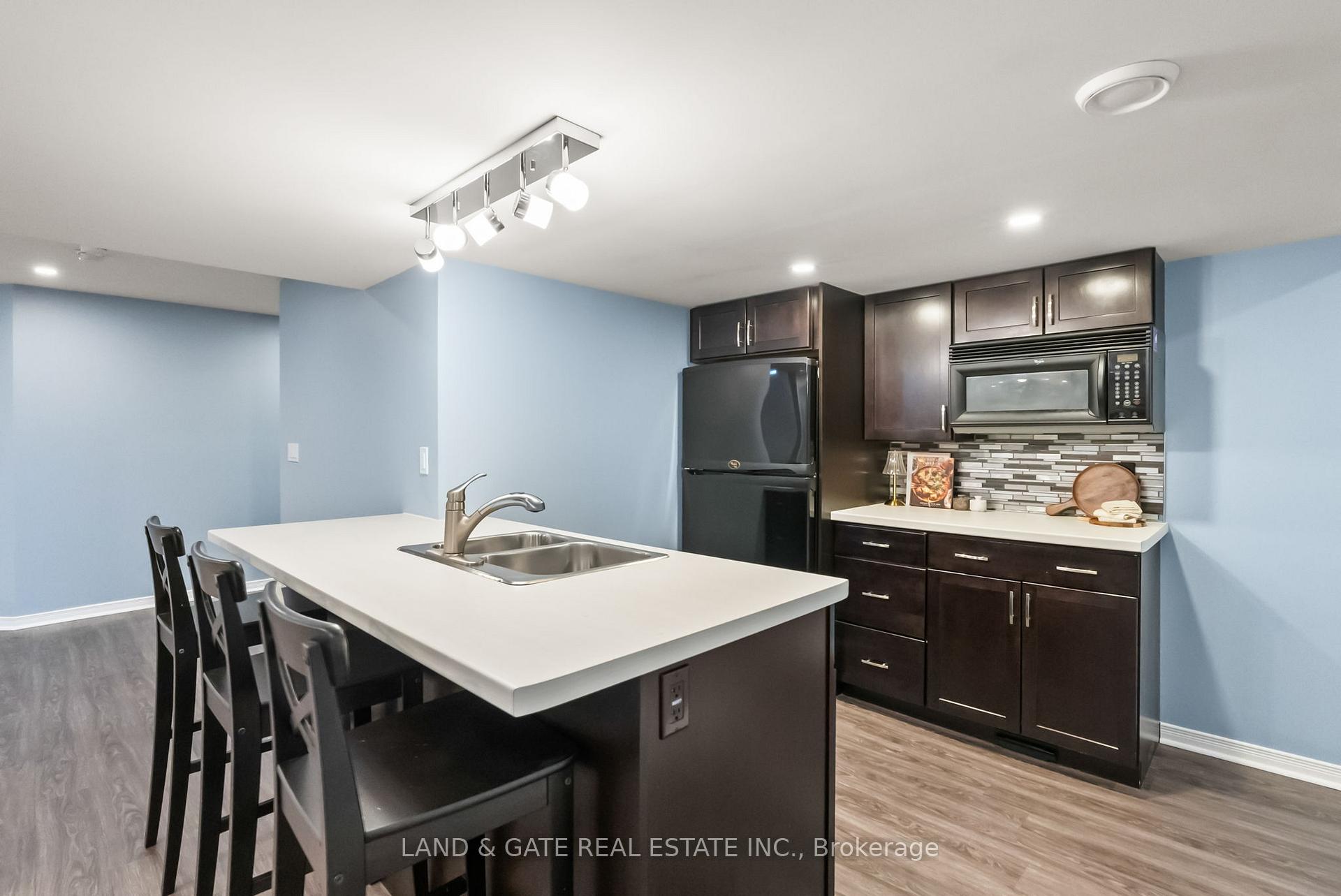 Photo 43 of 195 Honeyman Drive, Clarington, Bowmanville — HOMEH
