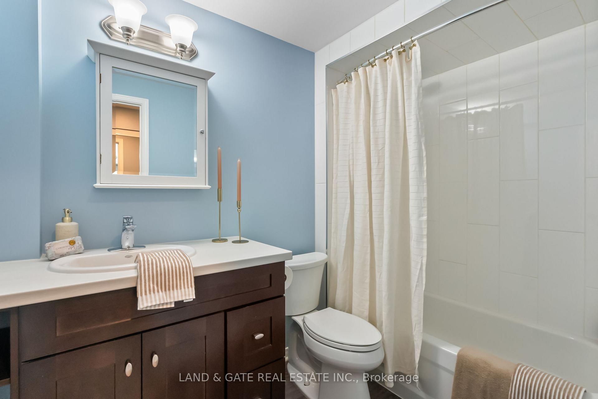 Photo 35 of 195 Honeyman Drive, Clarington, Bowmanville — HOMEH