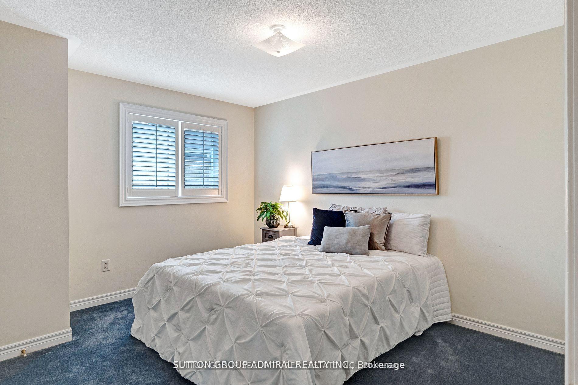 Photo 14 of 88 Klamath Court, Vaughan, Maple — HOMEH