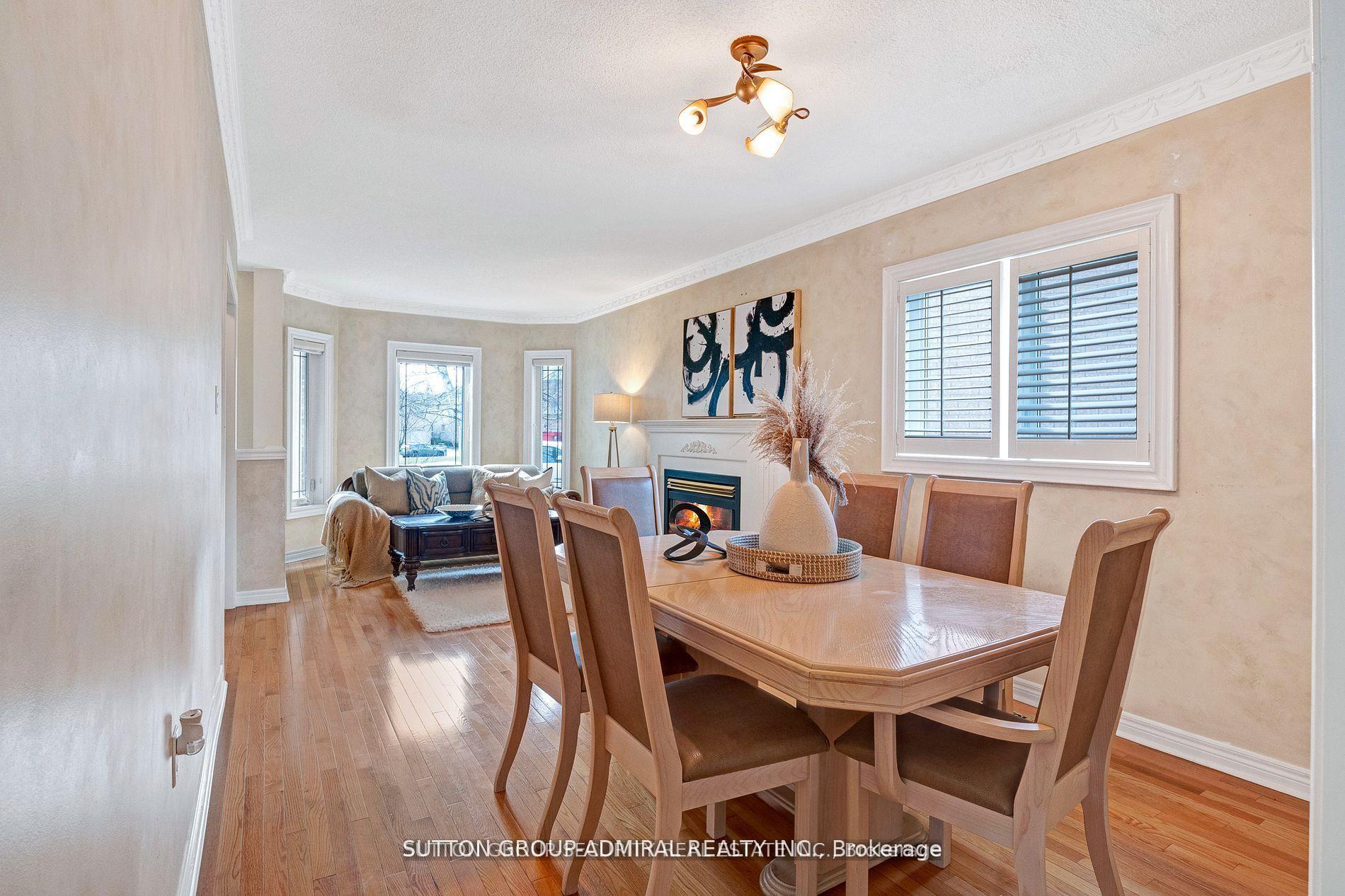Photo 18 of 88 Klamath Court, Vaughan, Maple — HOMEH