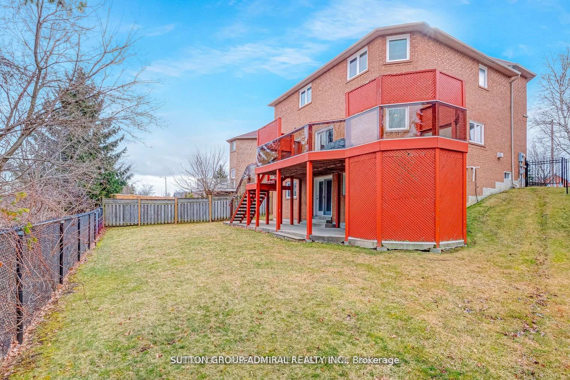 Photo 24 of 88 Klamath Court, Vaughan, Maple — HOMEH