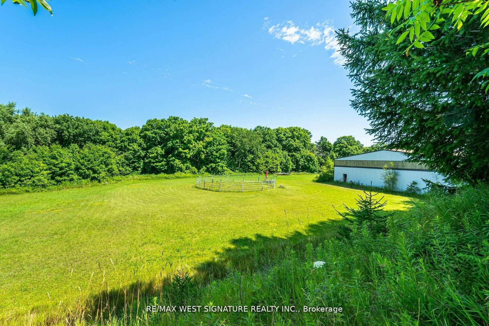 Photo 8 of 15670 Keele Street, King, Rural King — HOMEH