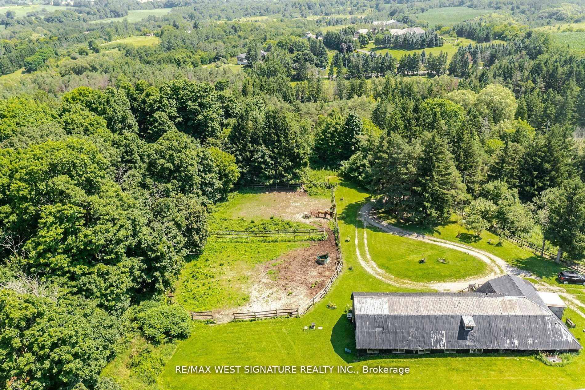 Photo 15 of 15670 Keele Street, King, Rural King — HOMEH