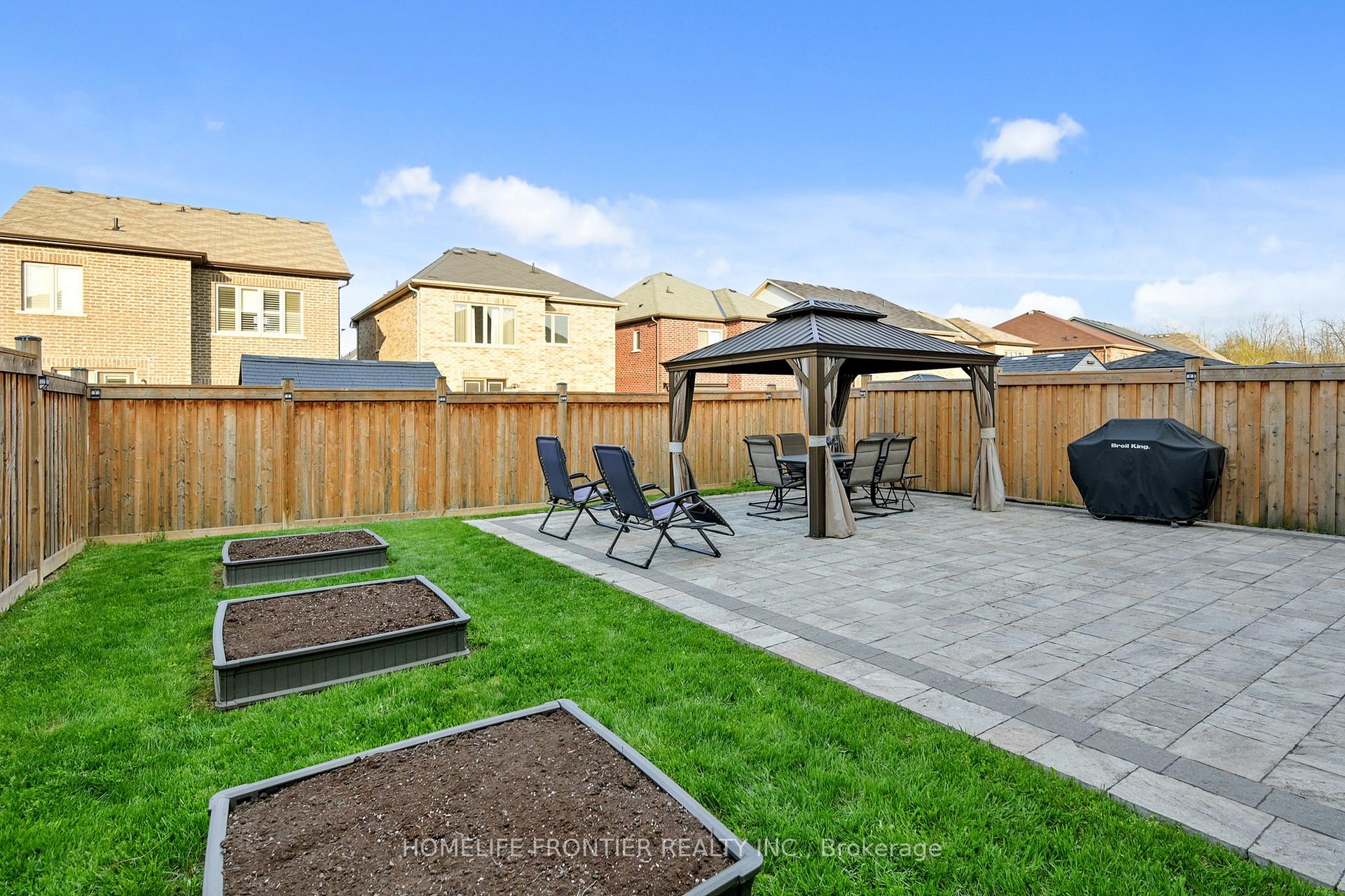 Photo 37 of 1452 Farrow Crescent, Innisfil, Alcona — HOMEH