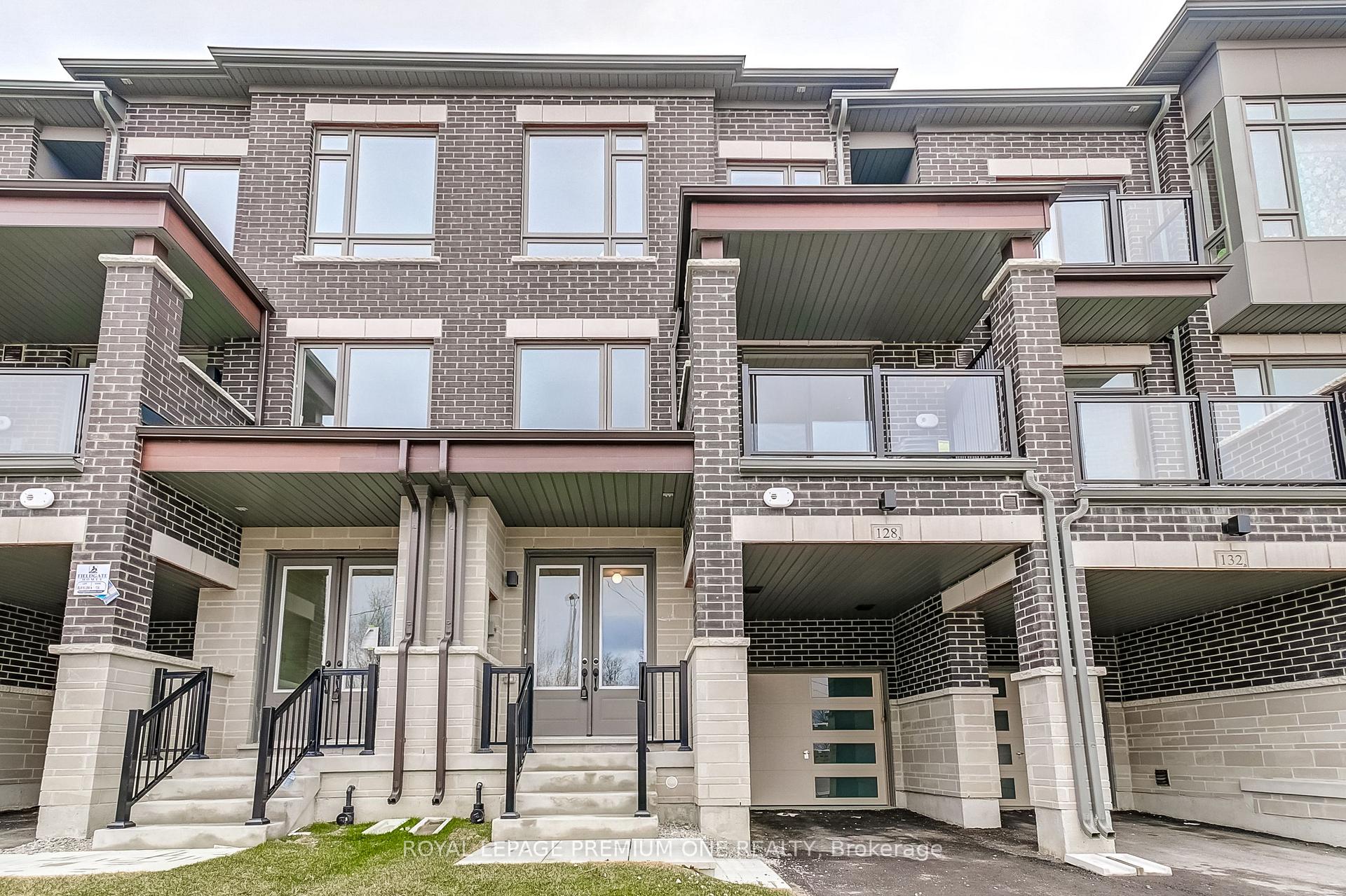 Photo 1 of 128 Thule Street, Vaughan, Vellore Village — HOMEH
