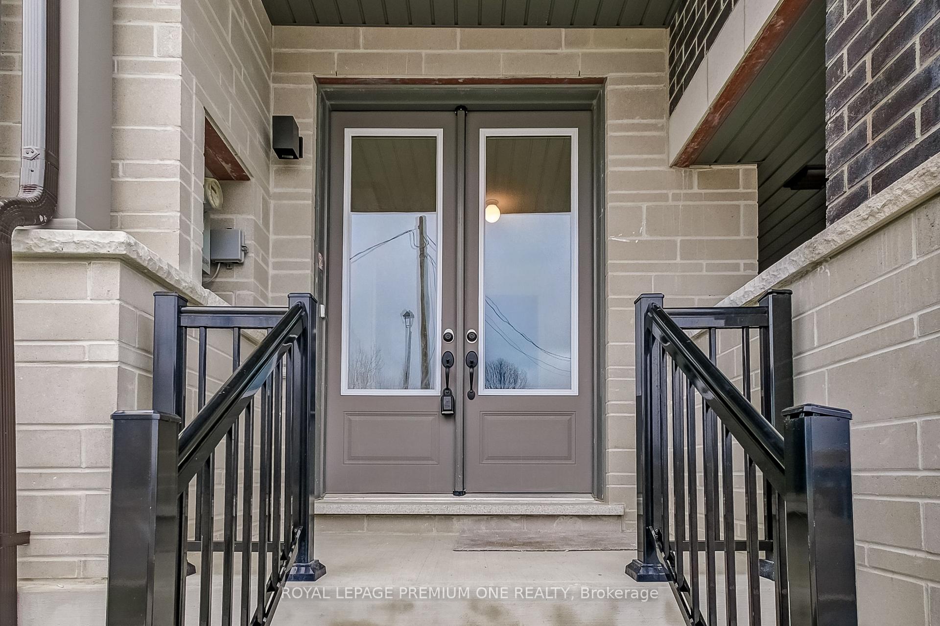 Photo 9 of 128 Thule Street, Vaughan, Vellore Village — HOMEH