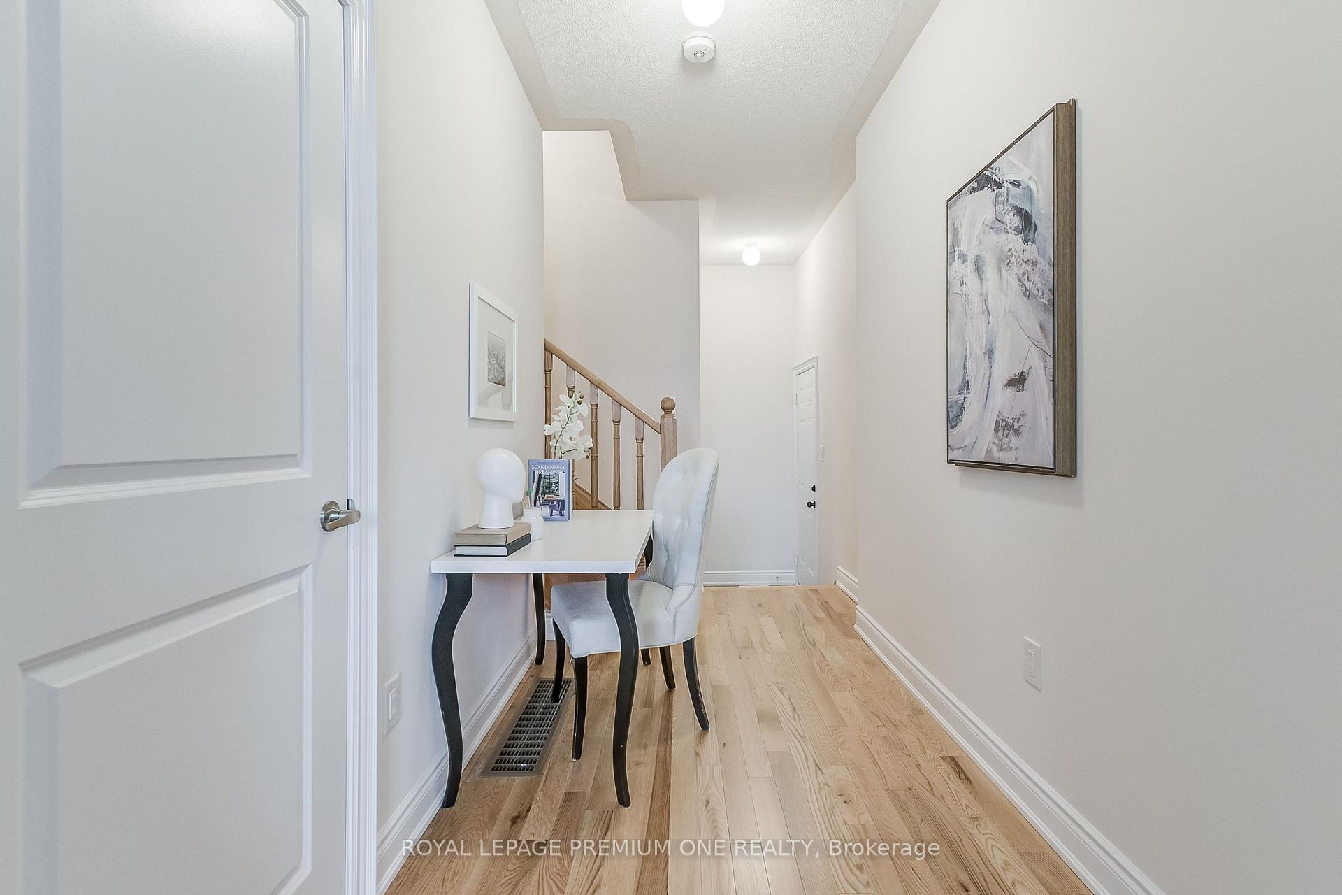Photo 2 of 128 Thule Street, Vaughan, Vellore Village — HOMEH