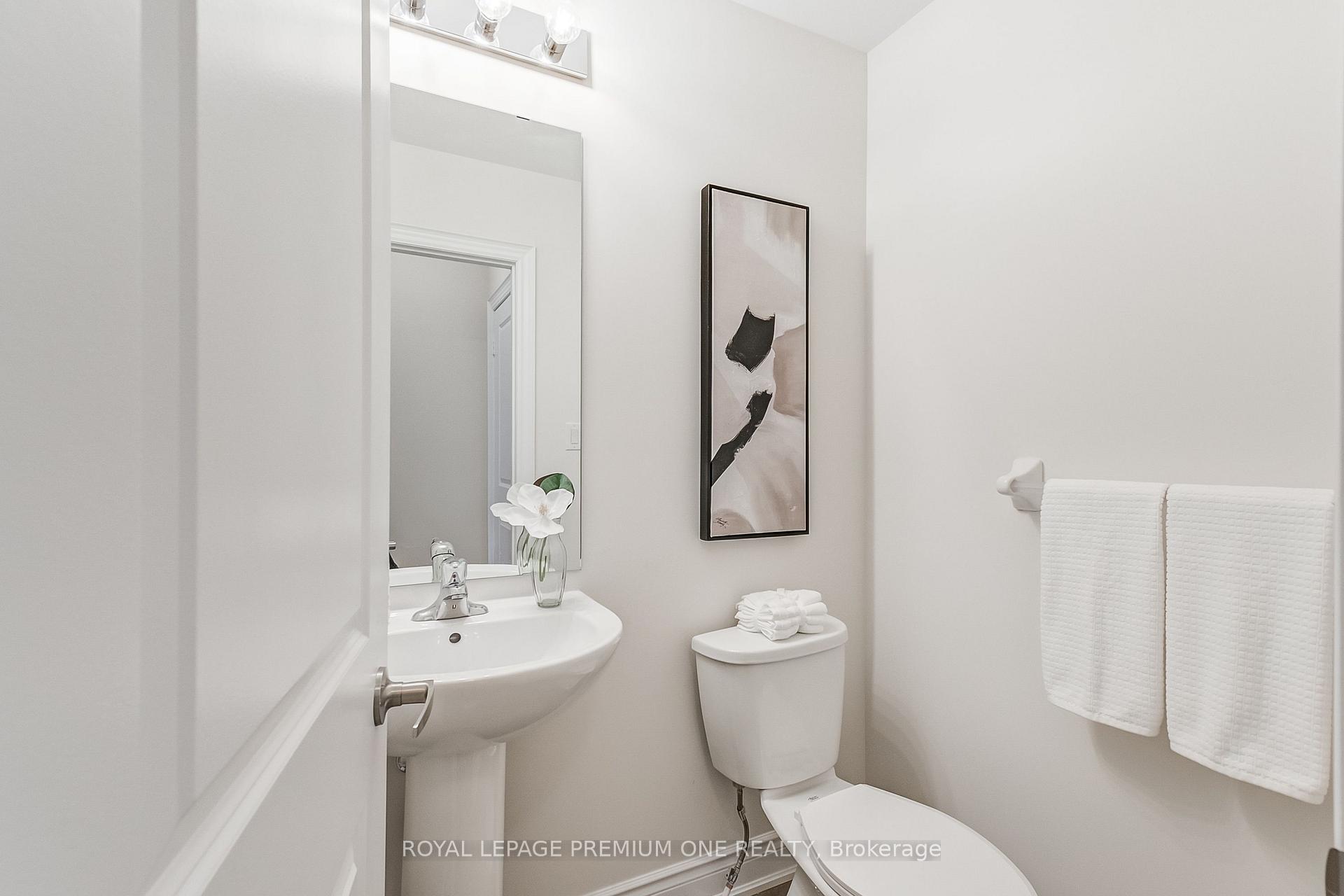 Photo 16 of 128 Thule Street, Vaughan, Vellore Village — HOMEH
